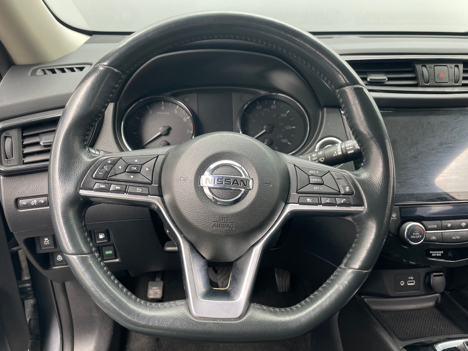 Thumbnail: 2018 Nissan Rogue - 5