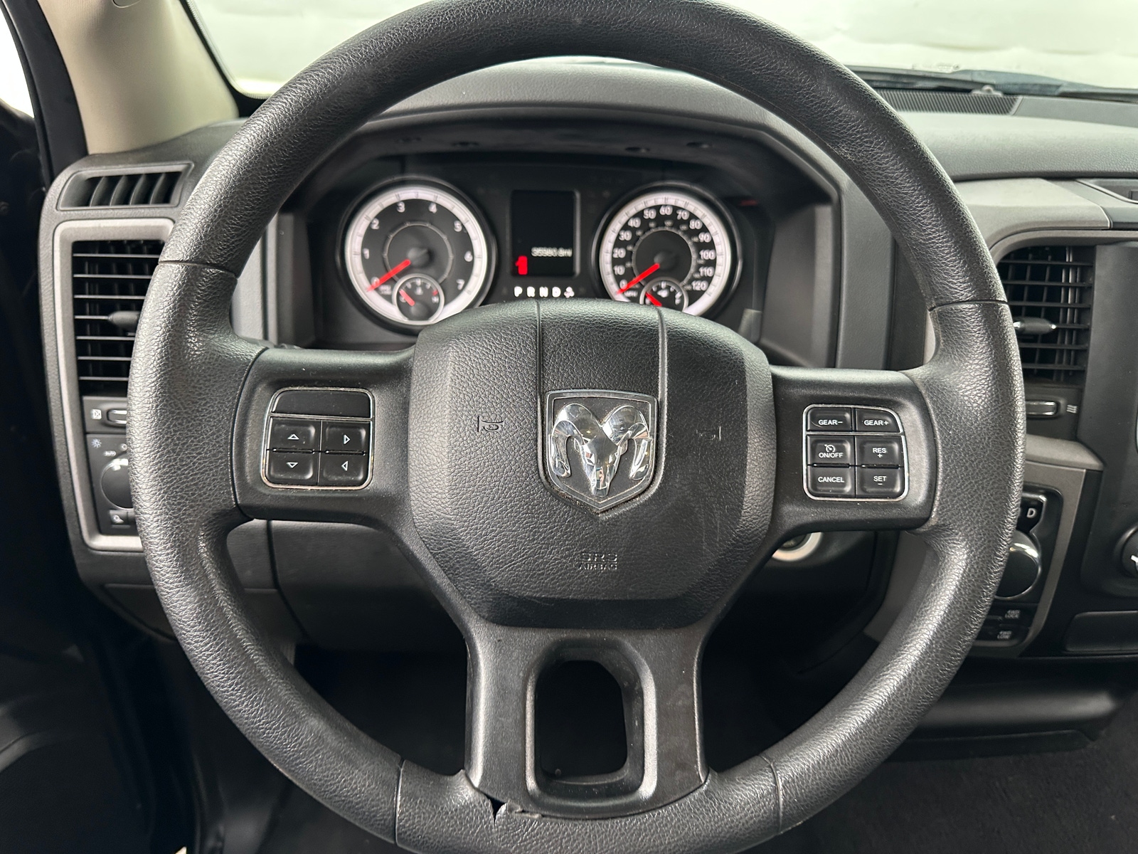 Thumbnail: 2020 RAM 1500 Classic - 5