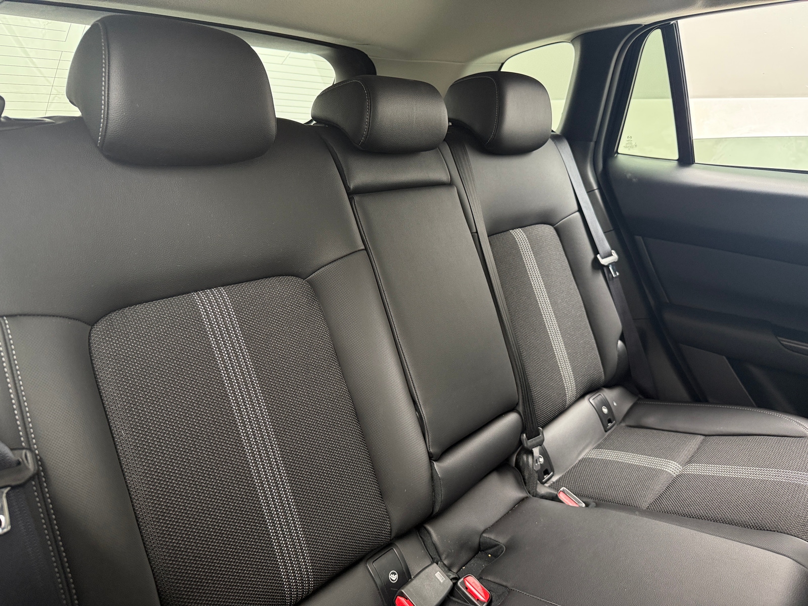 Thumbnail: 2025 Mazda CX-50 - 5