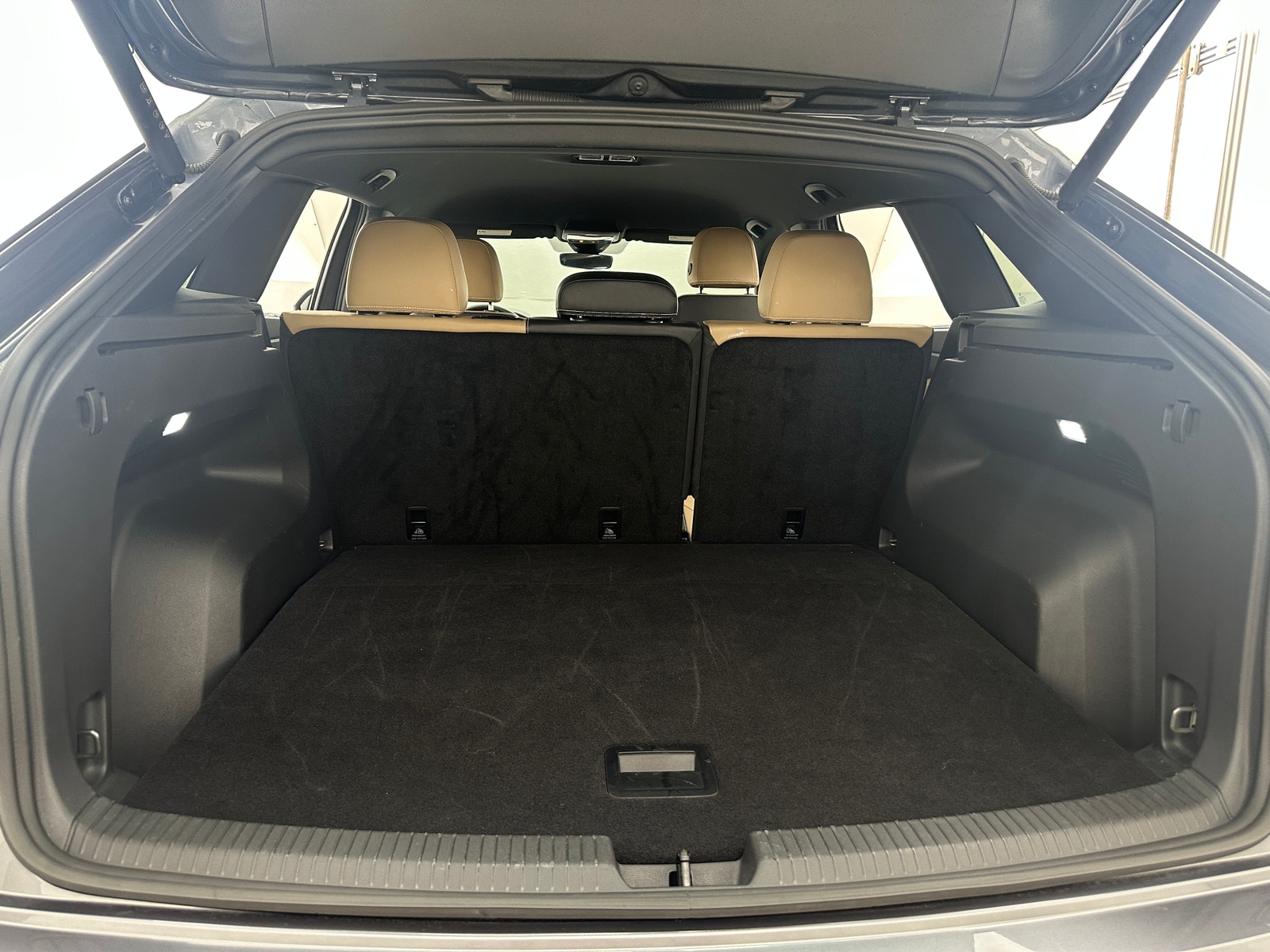 Thumbnail: 2025 Volkswagen Atlas - 6