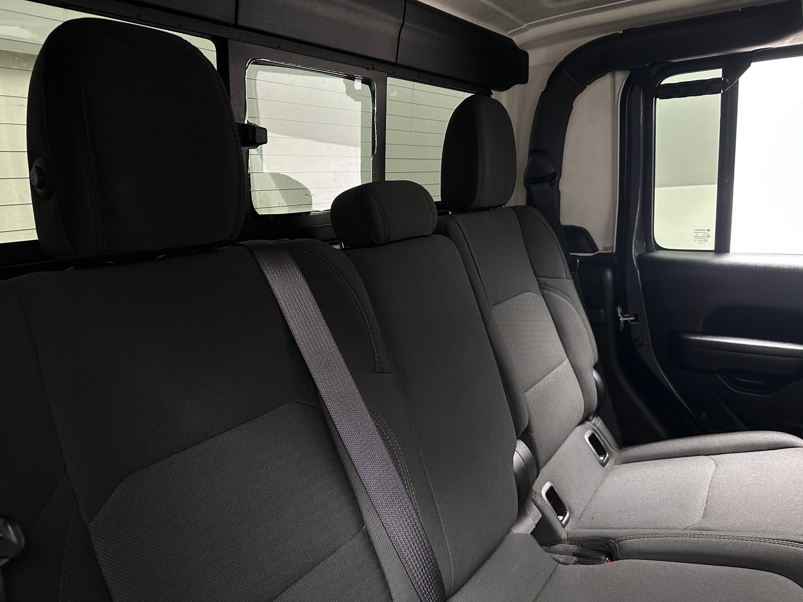 Thumbnail: 2021 Jeep Gladiator - 6