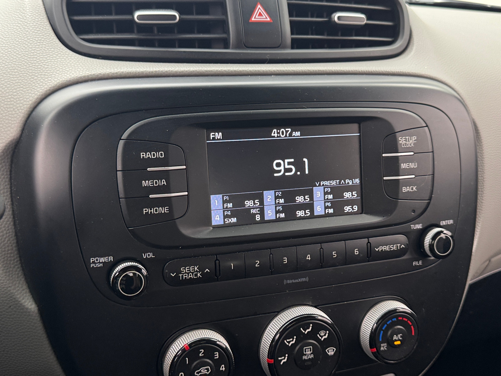 Thumbnail: 2018 Kia Soul - 4