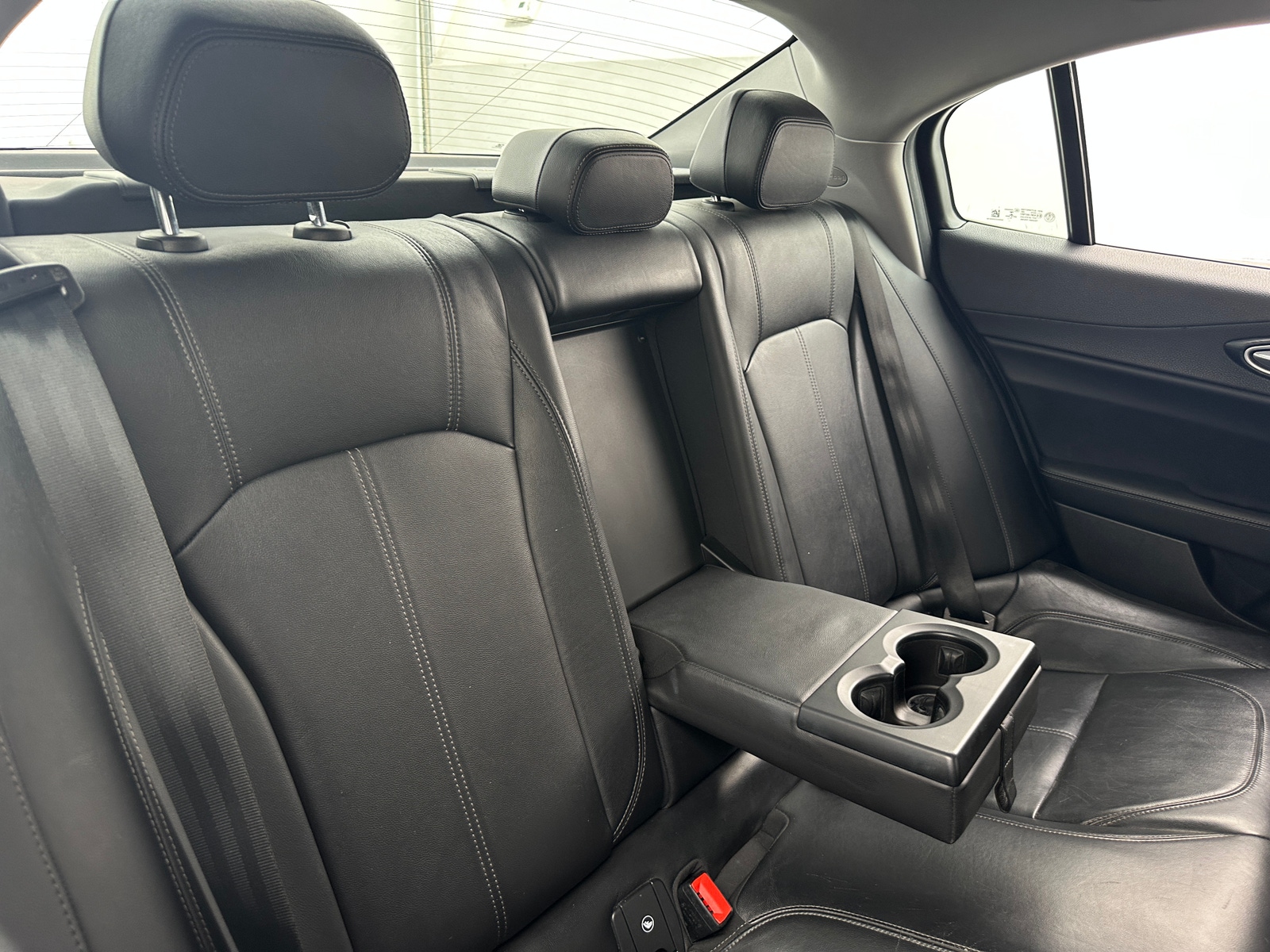 Thumbnail: 2017 Alfa Romeo Giulia - 5