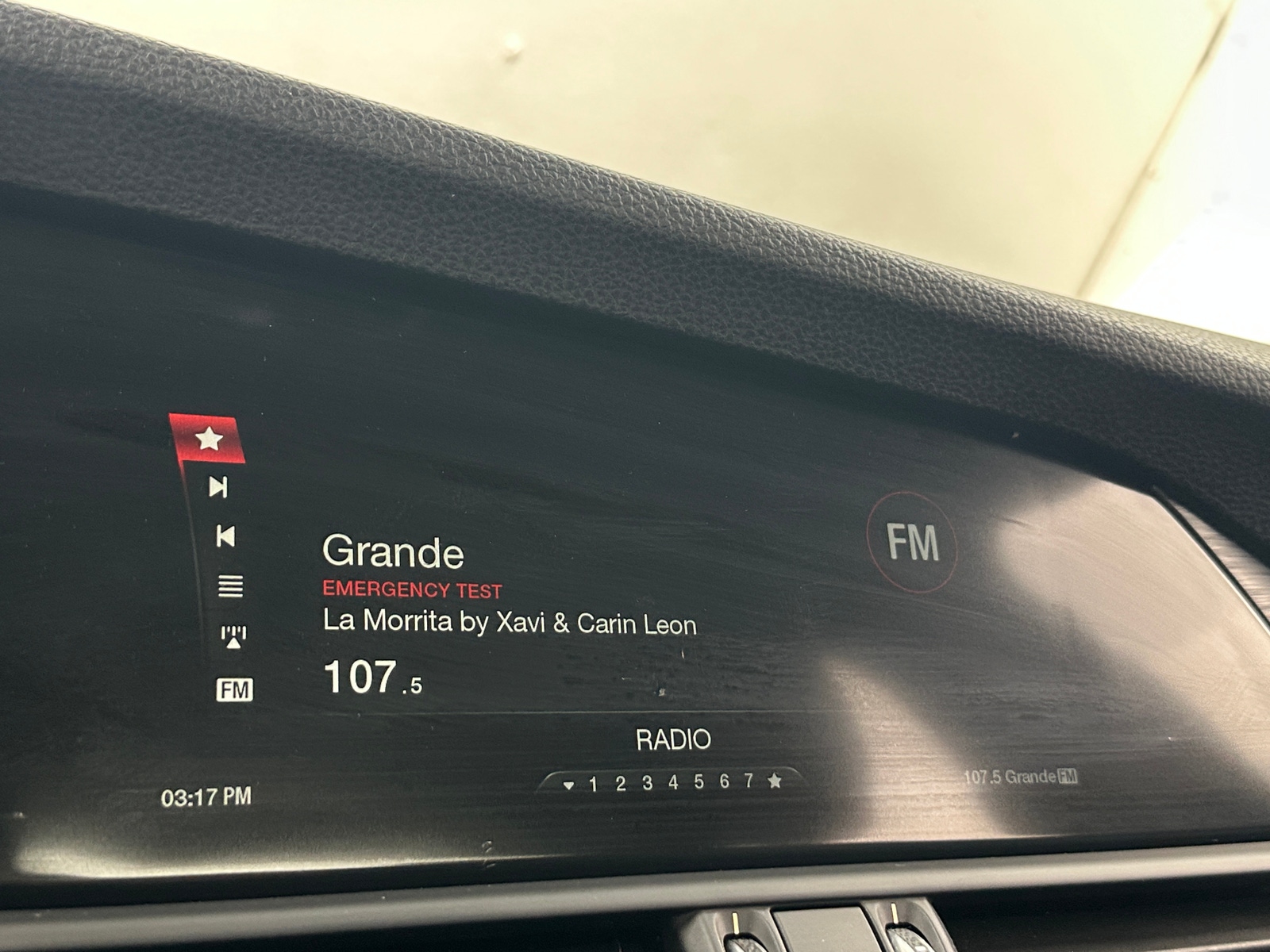 Thumbnail: 2017 Alfa Romeo Giulia - 3