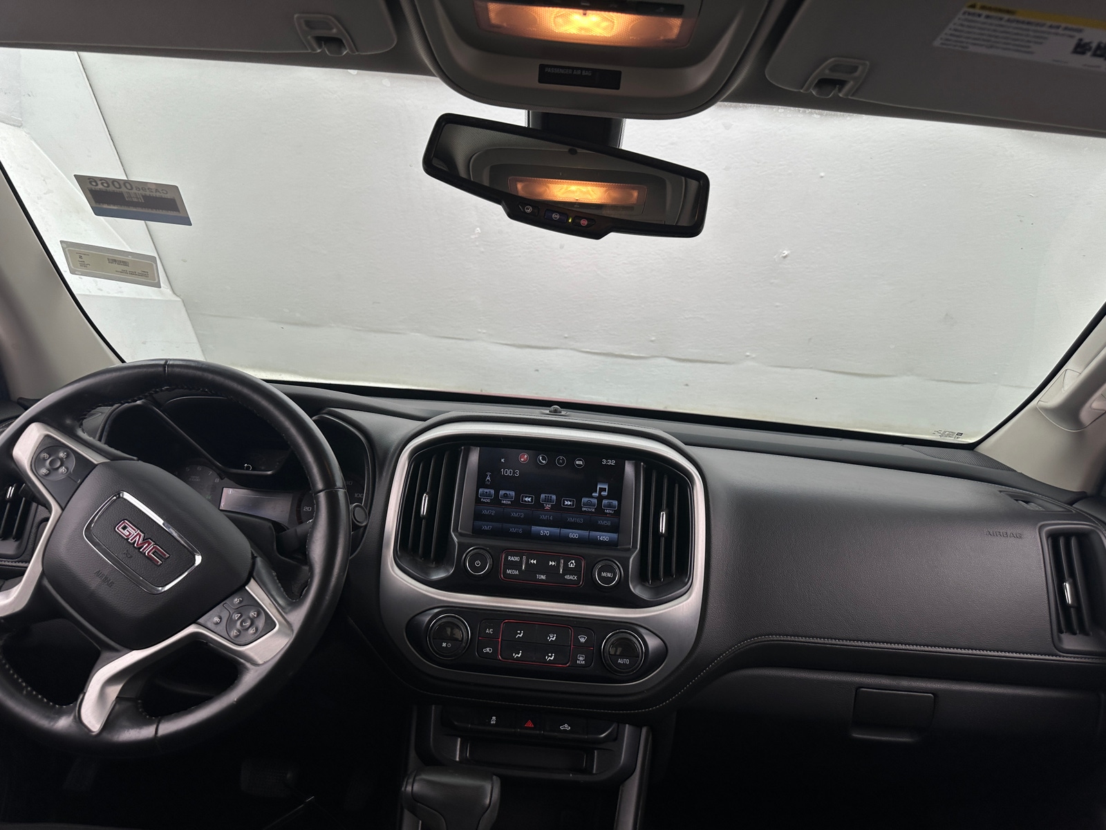 Thumbnail: 2016 GMC Canyon - 3