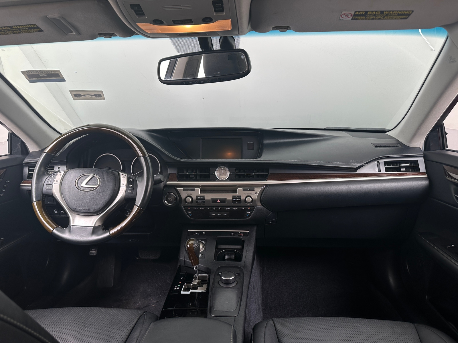 Thumbnail: 2014 Lexus ES - 2