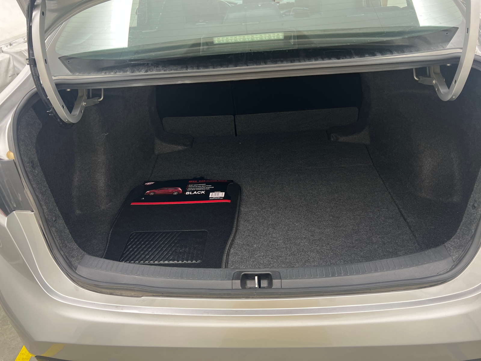 Thumbnail: 2025 Toyota Corolla - 7