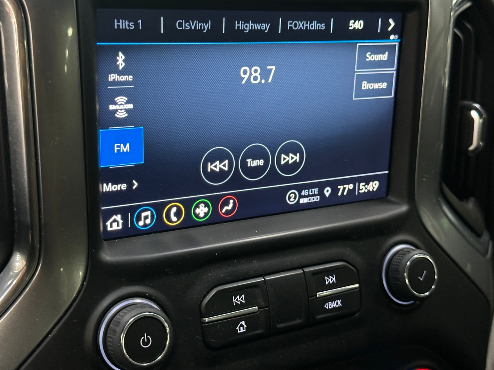 Thumbnail: 2022 Chevrolet Silverado 2500 - 4