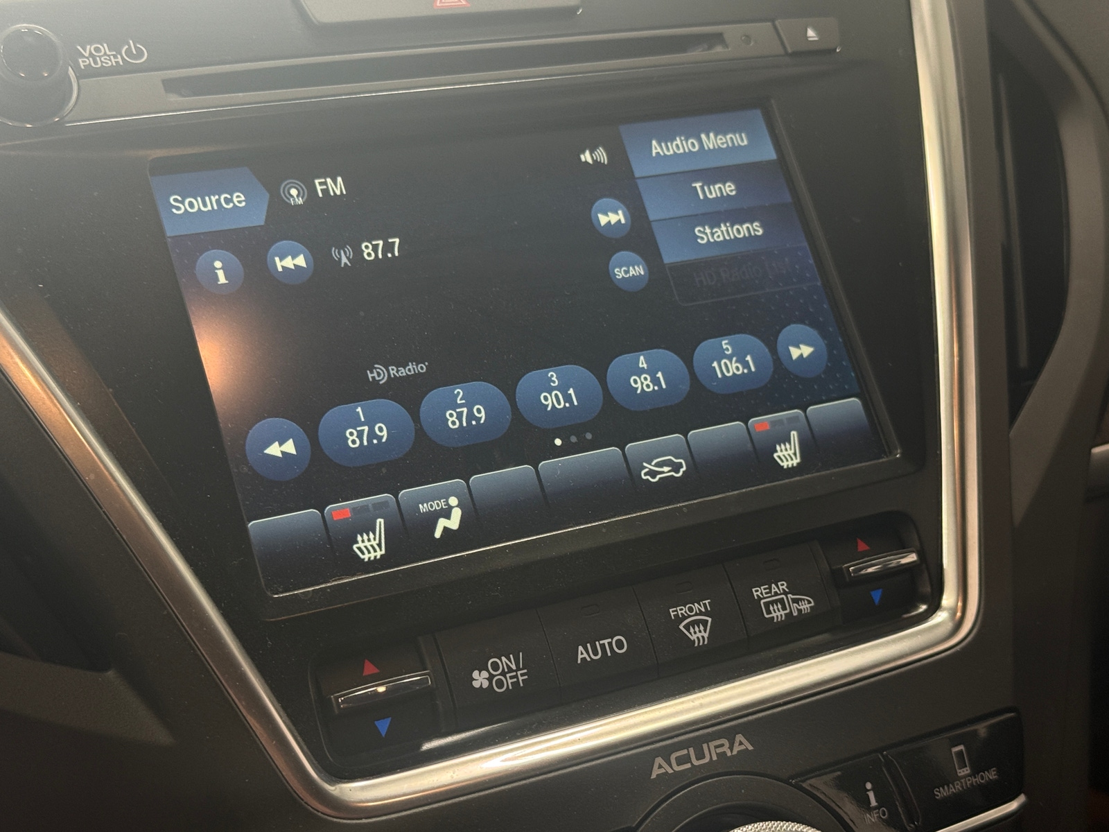 Thumbnail: 2020 Acura MDX - 3