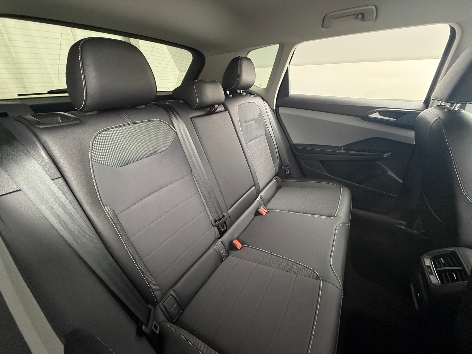 Thumbnail: 2024 Volkswagen Taos - 5