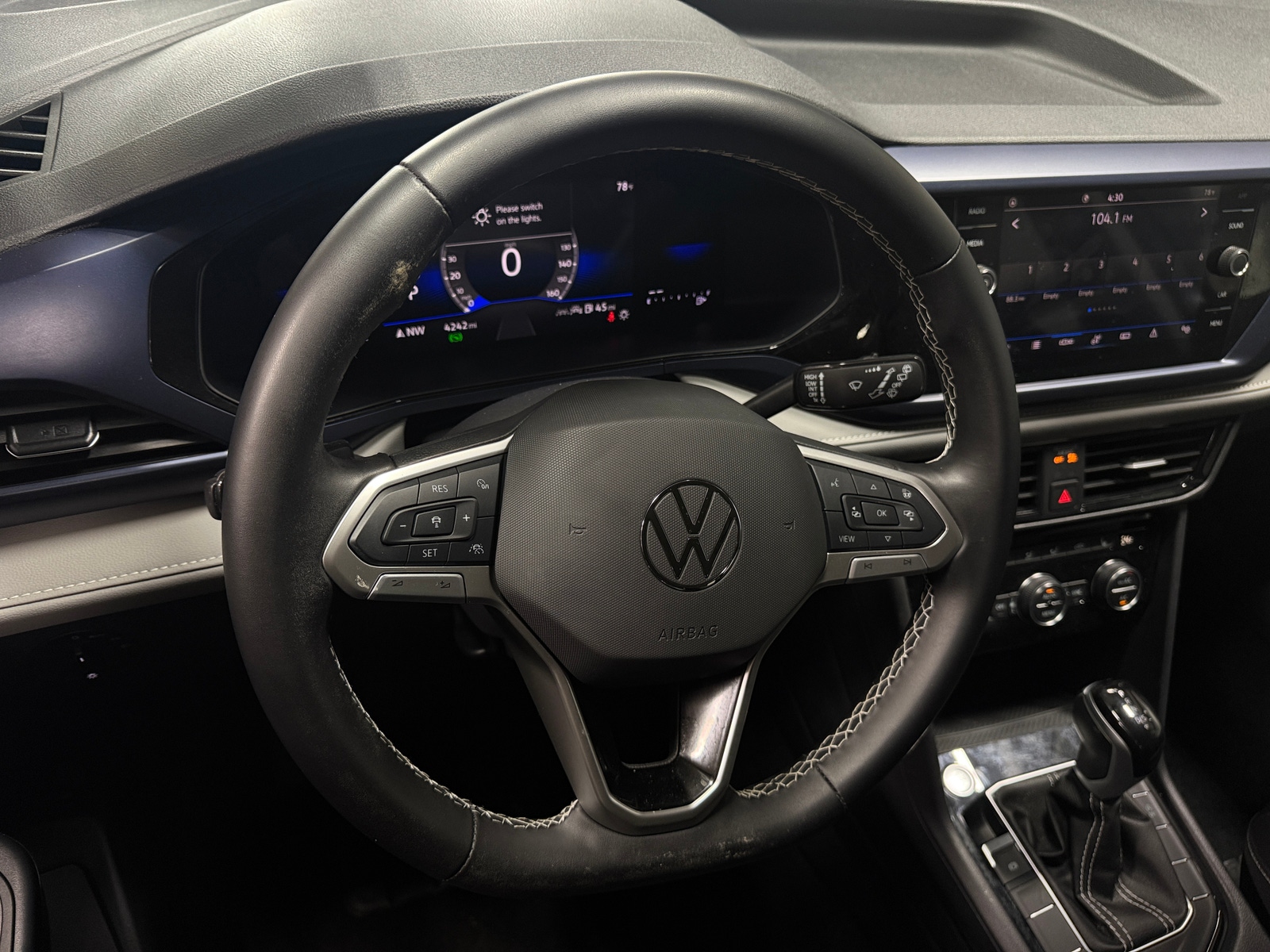 Thumbnail: 2024 Volkswagen Taos - 4