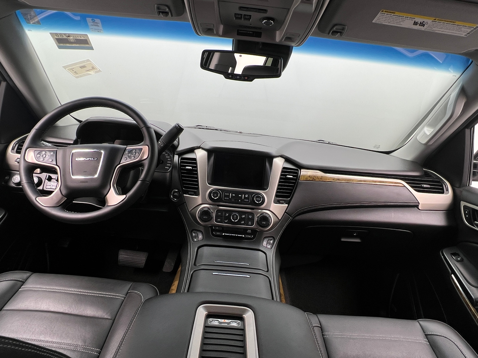 Thumbnail: 2017 GMC Yukon - 2