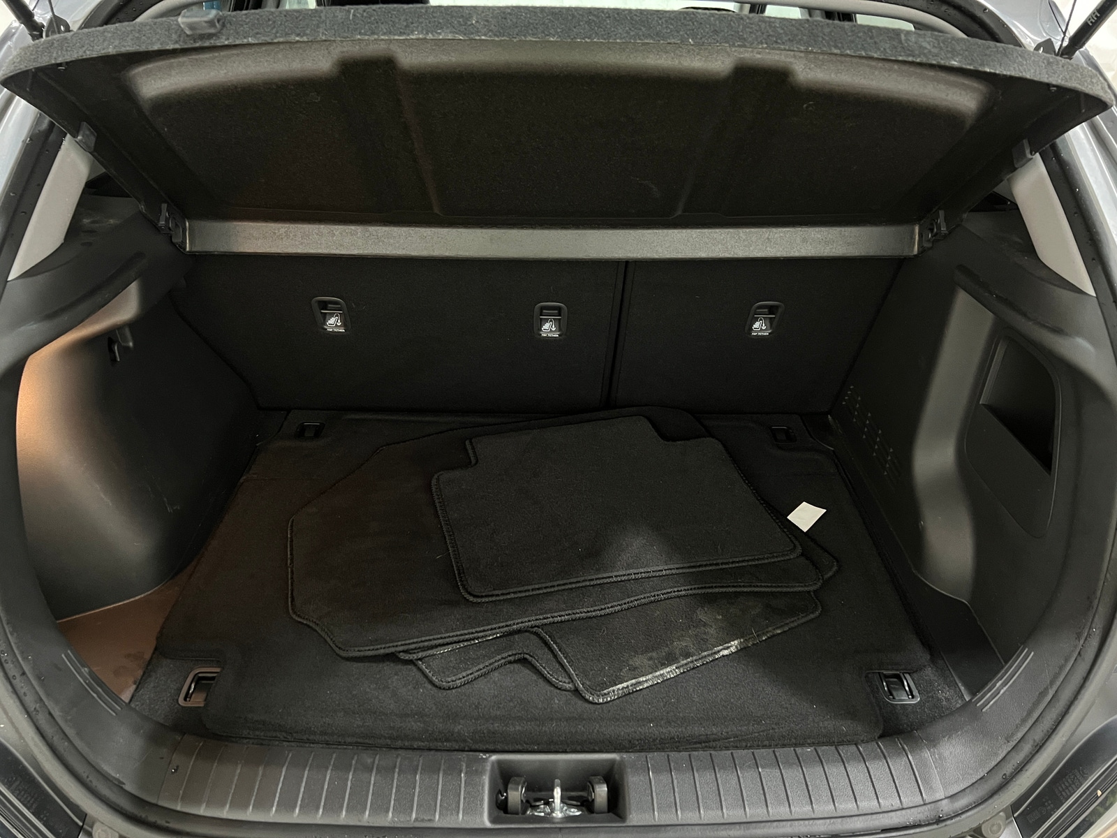 Thumbnail: 2023 Hyundai Kona - 7