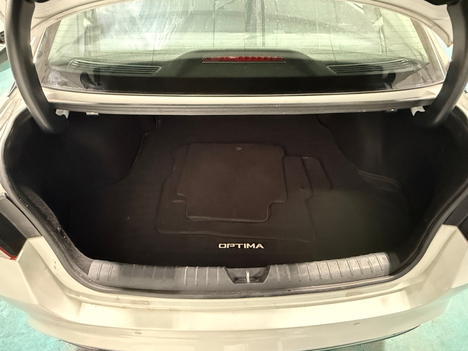 Thumbnail: 2016 Kia Optima - 6