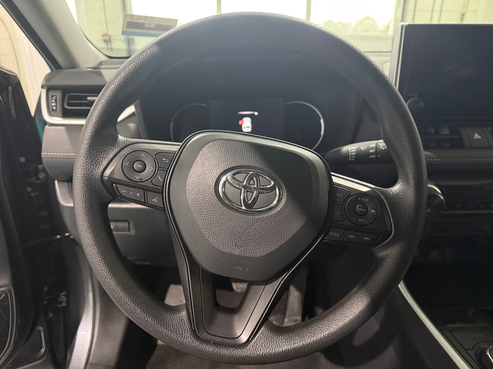 Thumbnail: 2025 Toyota RAV4 - 5