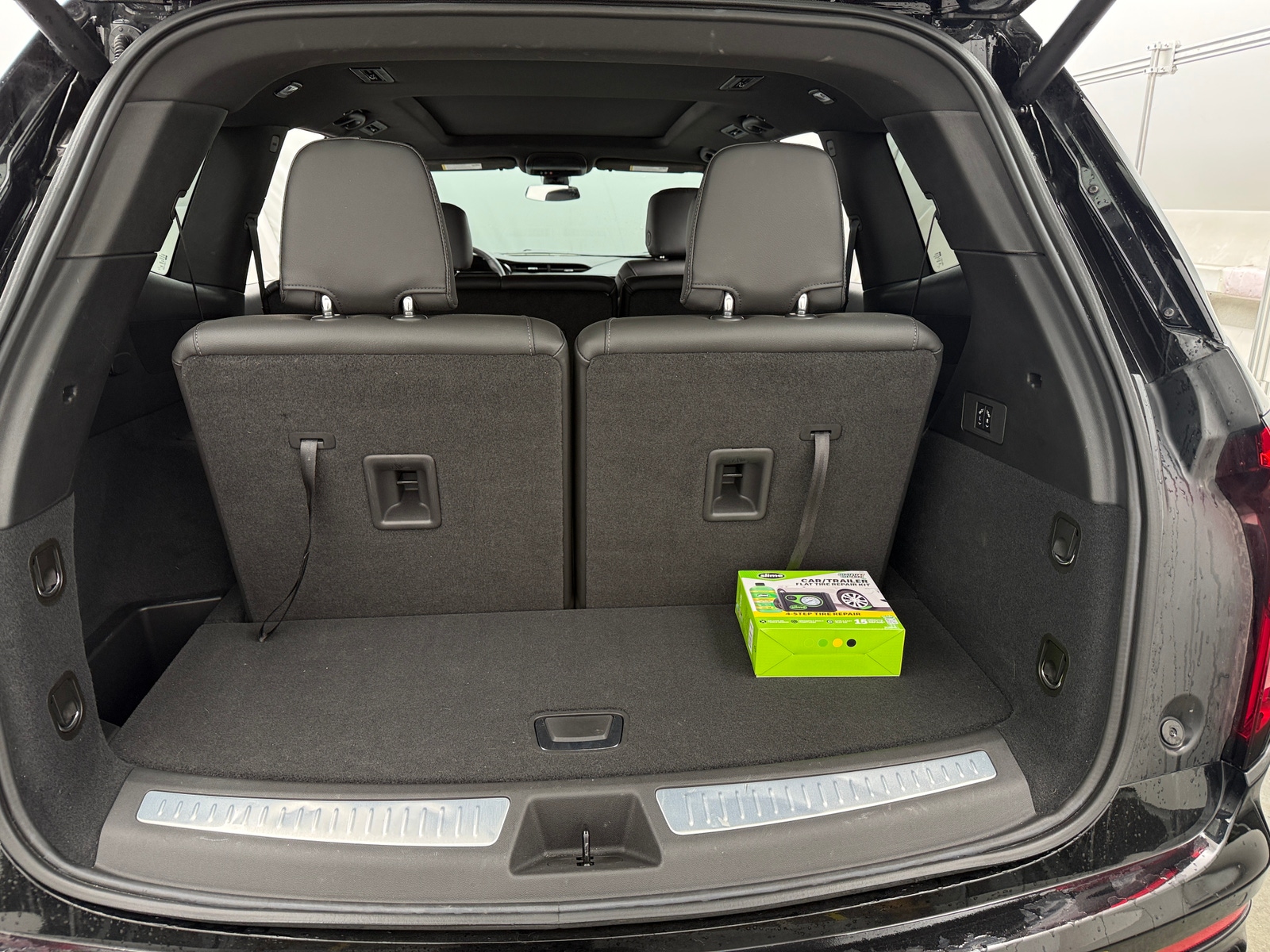 Thumbnail: 2024 Cadillac XT6 - 6