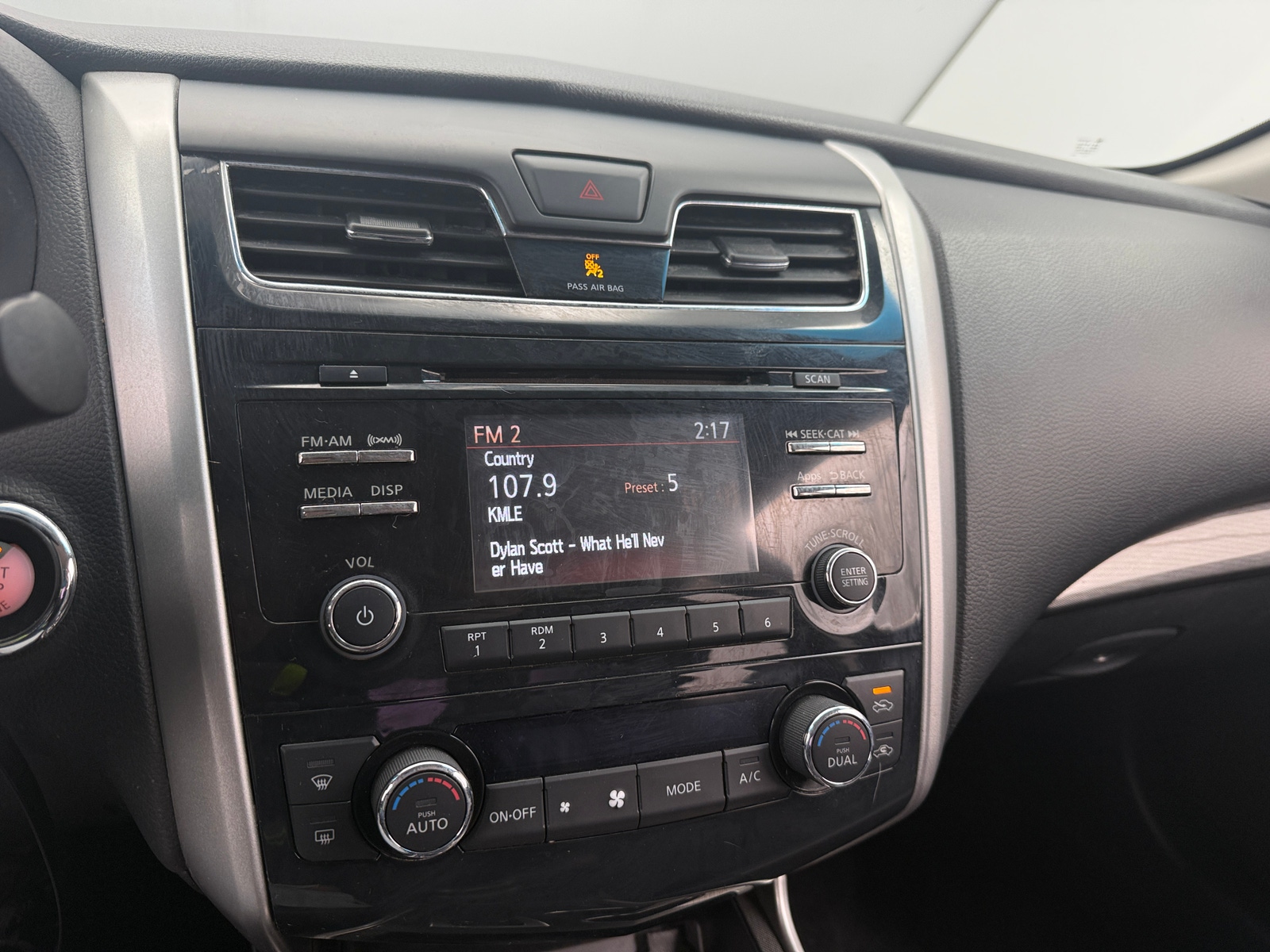 Thumbnail: 2015 Nissan Altima - 3