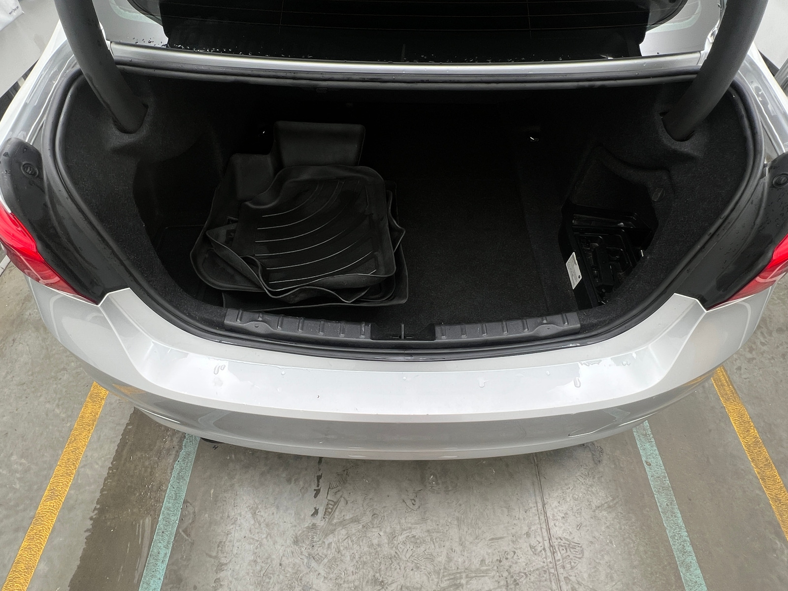 Thumbnail: 2018 BMW 3 Series - 6