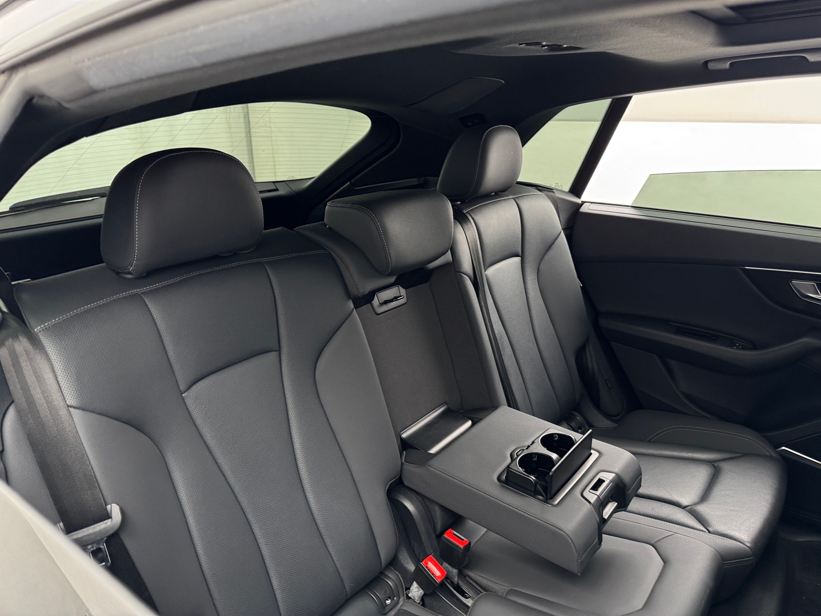 Thumbnail: 2021 Audi Q8 - 5