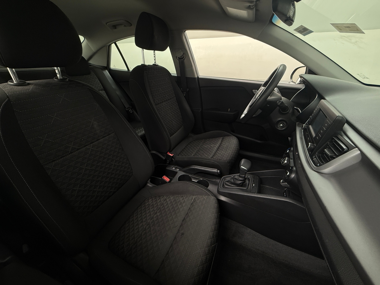 Thumbnail: 2018 Kia Rio - 2