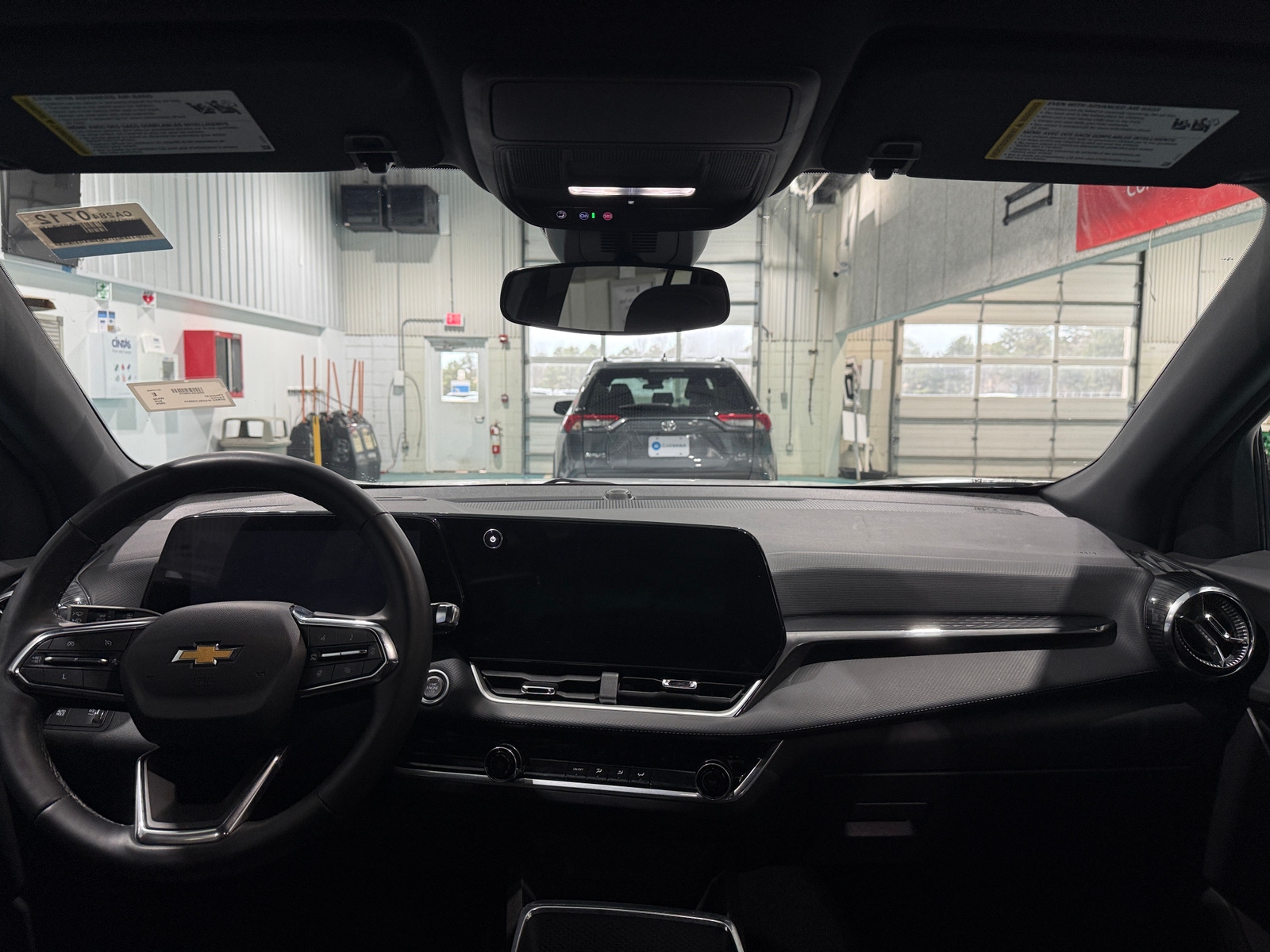 Thumbnail: 2025 Chevrolet Equinox - 3