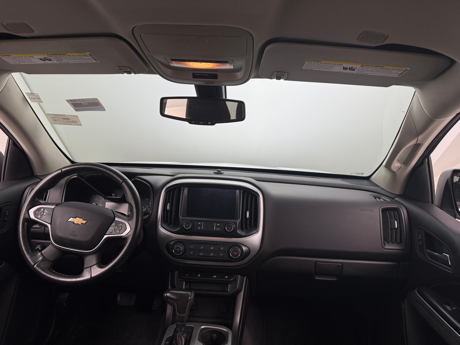 Thumbnail: 2019 Chevrolet Colorado - 3