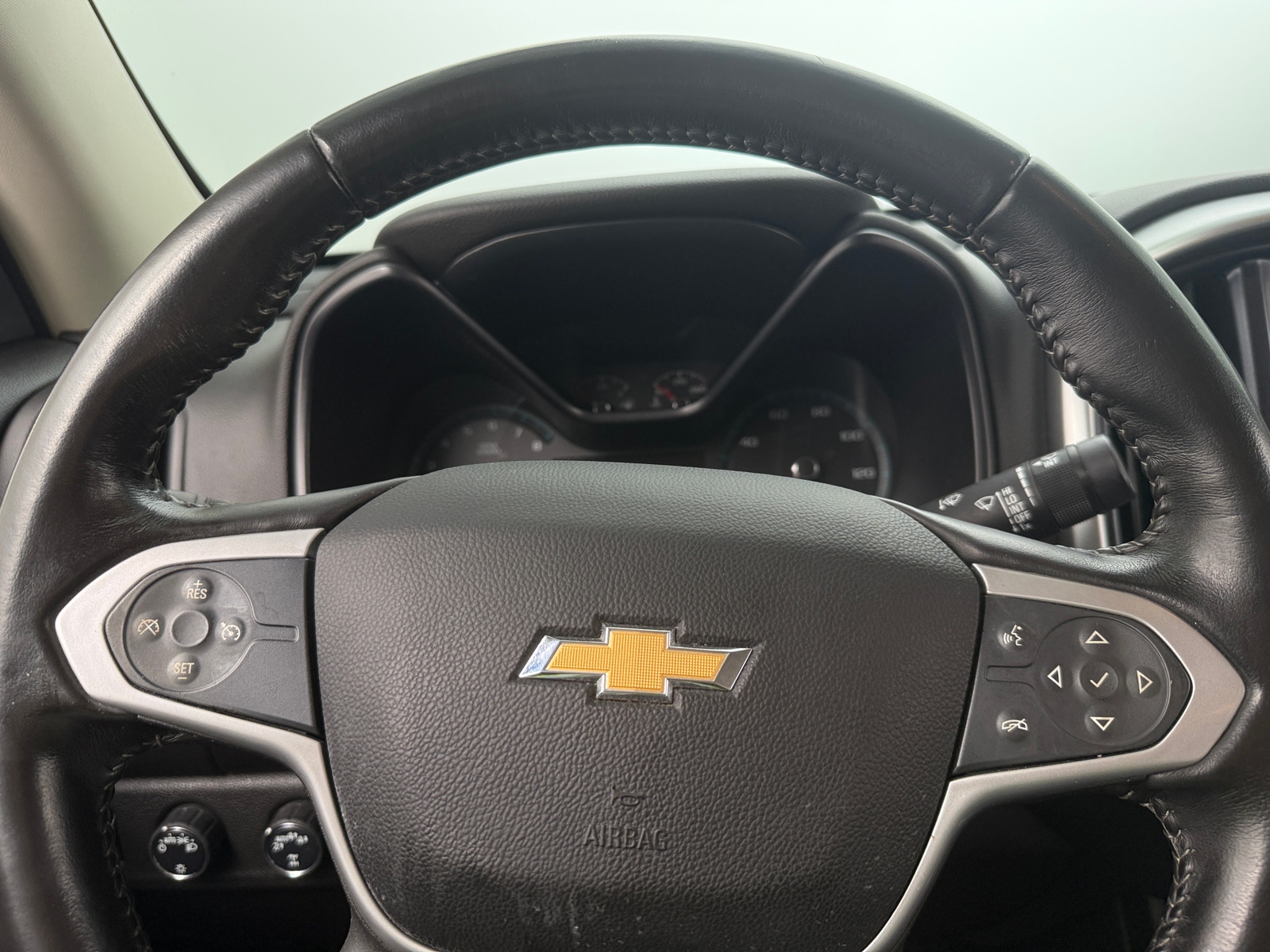 Thumbnail: 2019 Chevrolet Colorado - 5