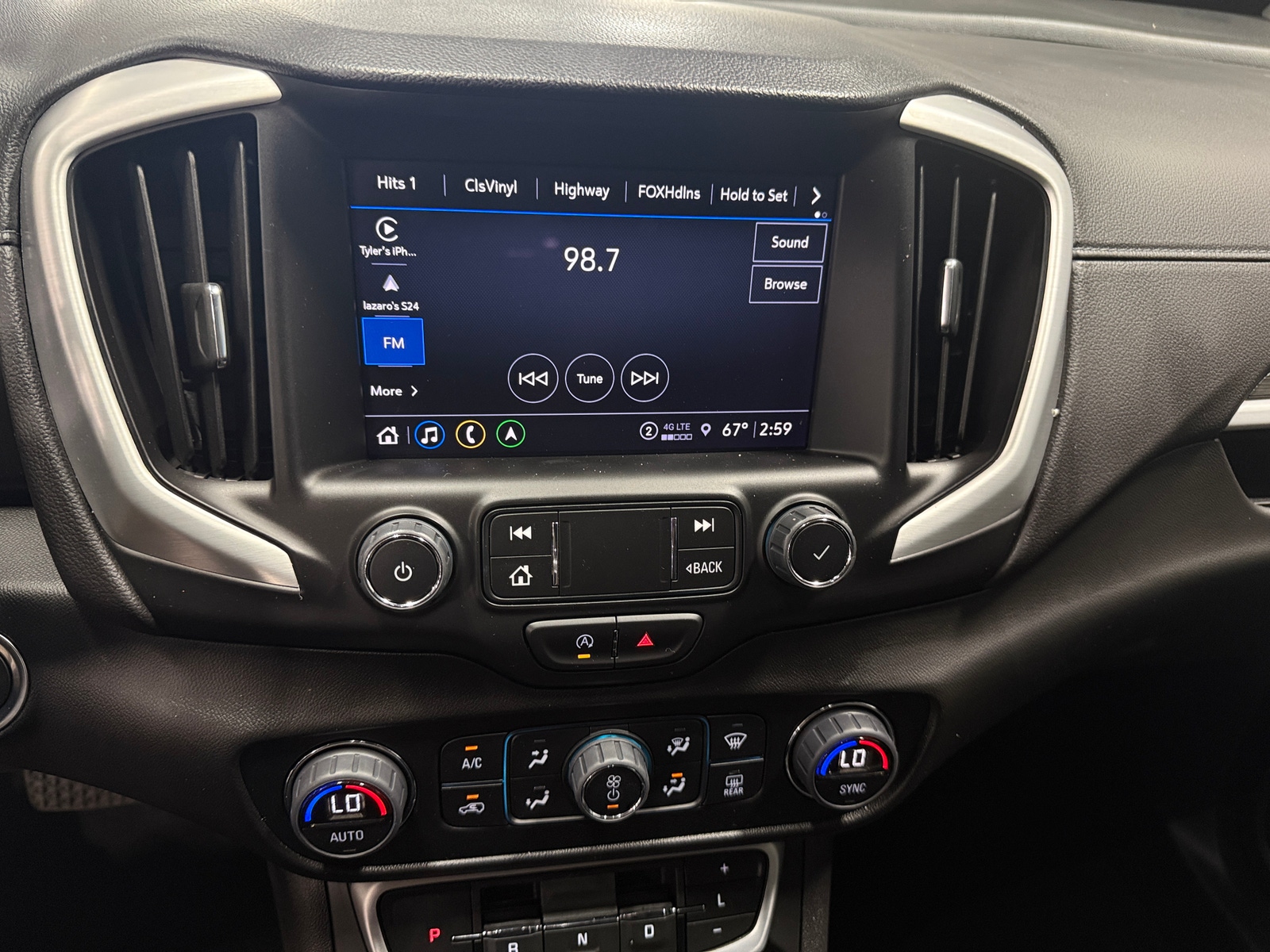 Thumbnail: 2023 GMC Terrain - 3