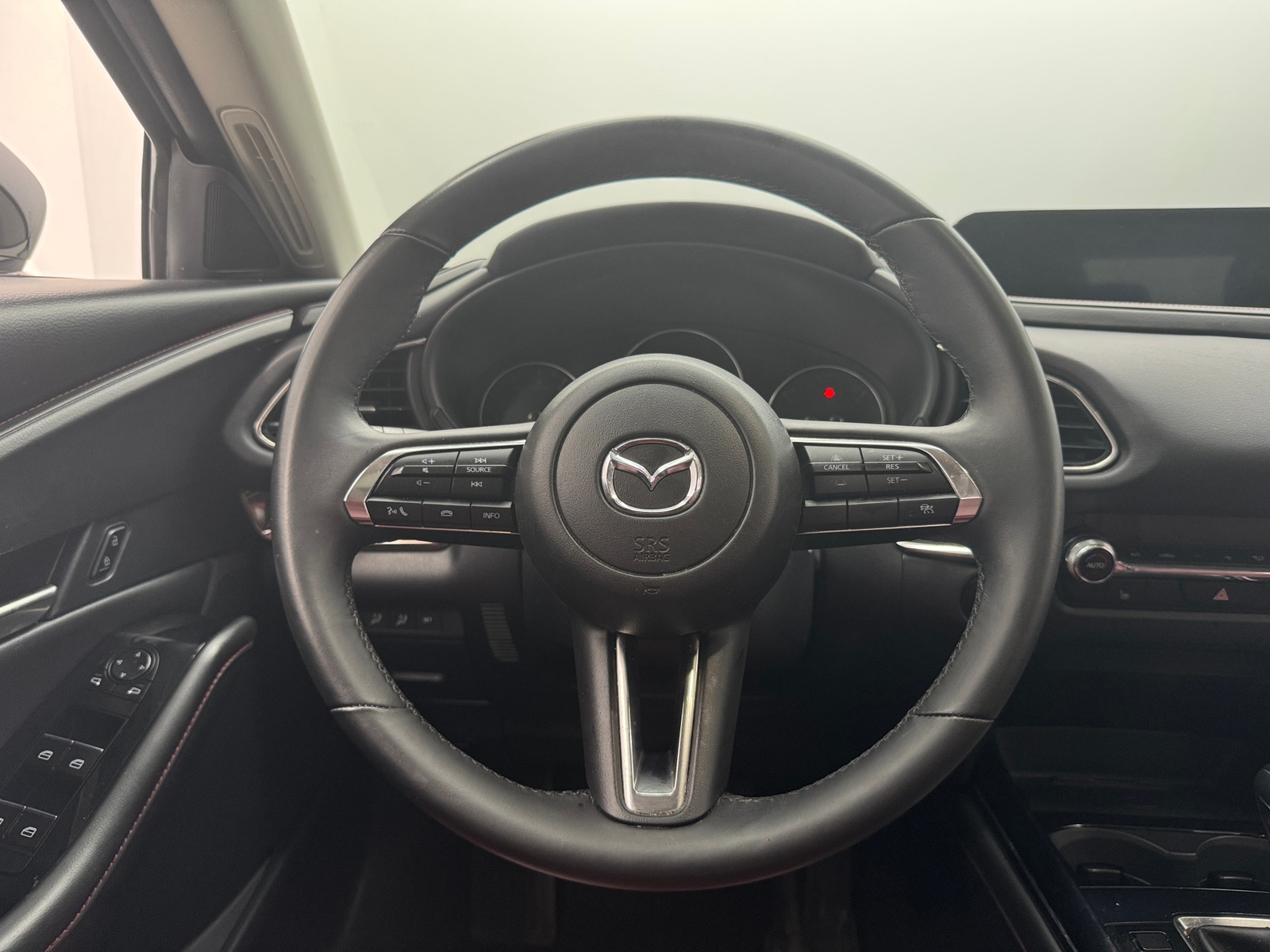 Thumbnail: 2025 Mazda CX-30 - 4