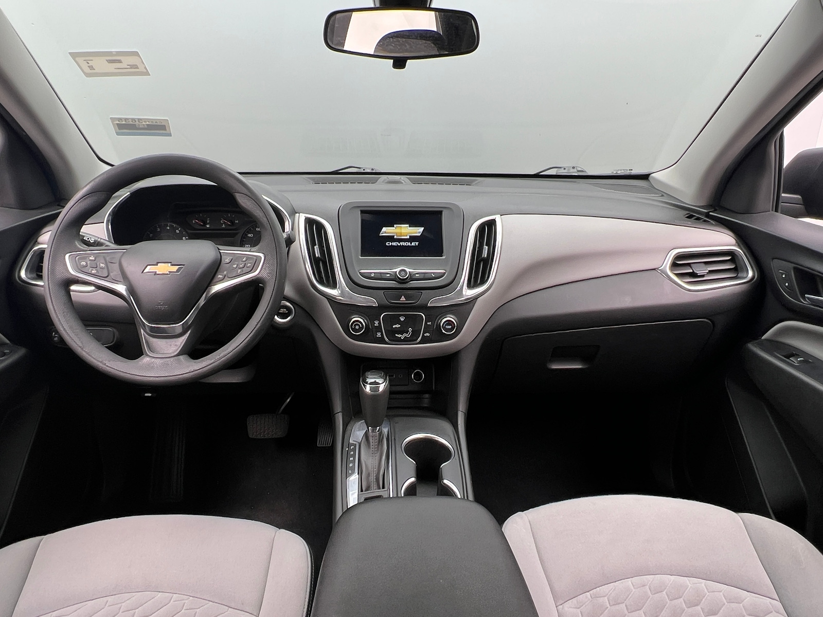 Thumbnail: 2019 Chevrolet Equinox - 3