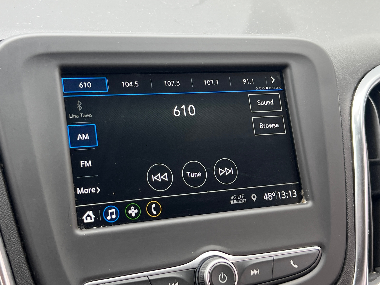 Thumbnail: 2019 Chevrolet Equinox - 4