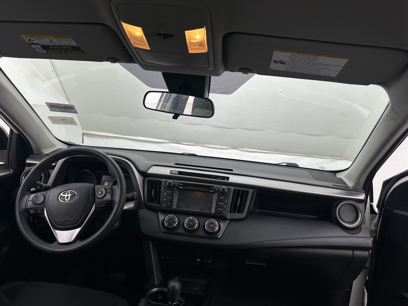 Thumbnail: 2018 Toyota RAV4 - 3