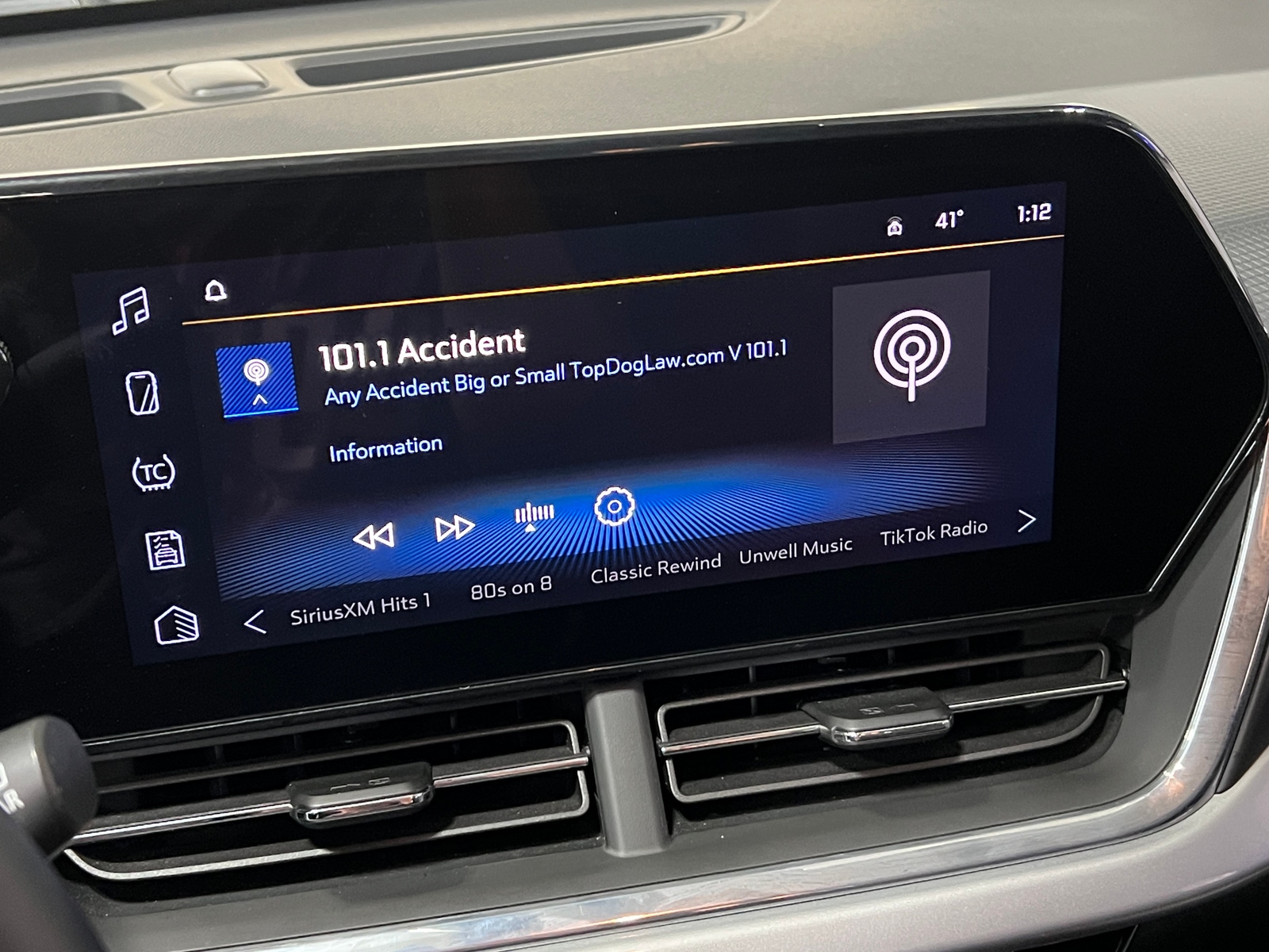 Thumbnail: 2025 Chevrolet Trax - 4