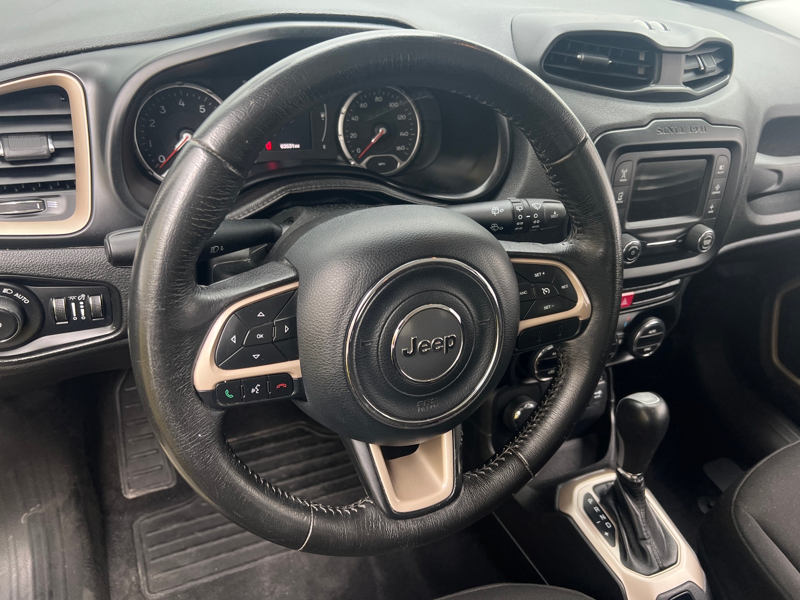 Thumbnail: 2015 Jeep Renegade - 5