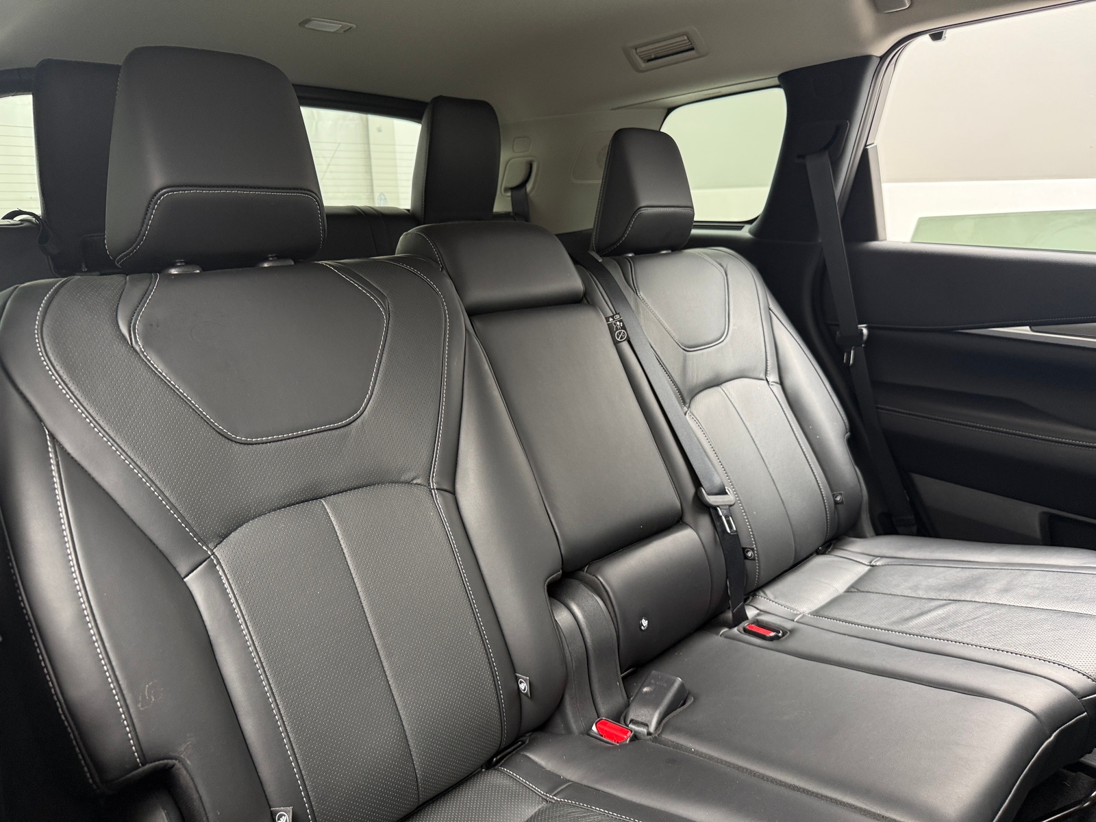 Thumbnail: 2023 INFINITI QX60 - 5