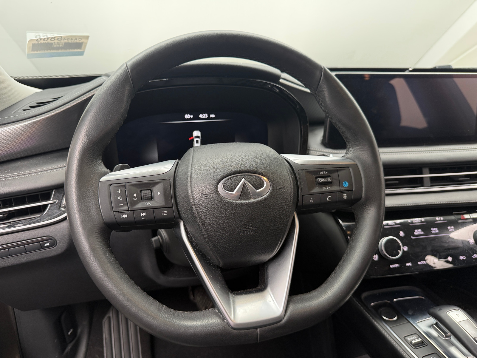 Thumbnail: 2023 INFINITI QX60 - 4