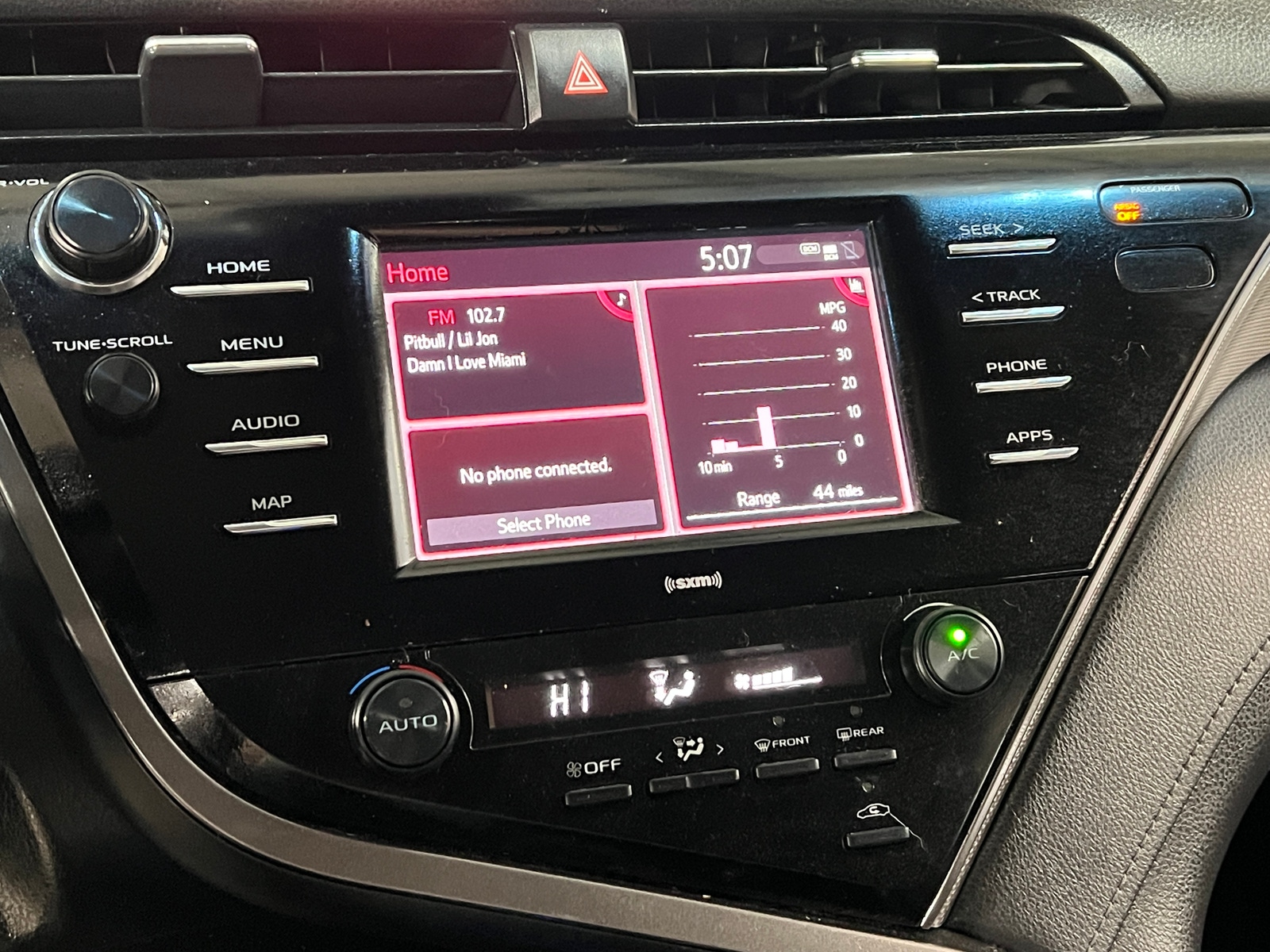 Thumbnail: 2020 Toyota Camry - 4