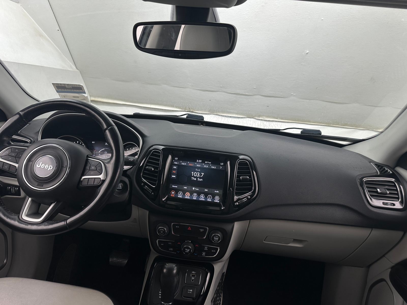 Thumbnail: 2020 Jeep Compass - 2