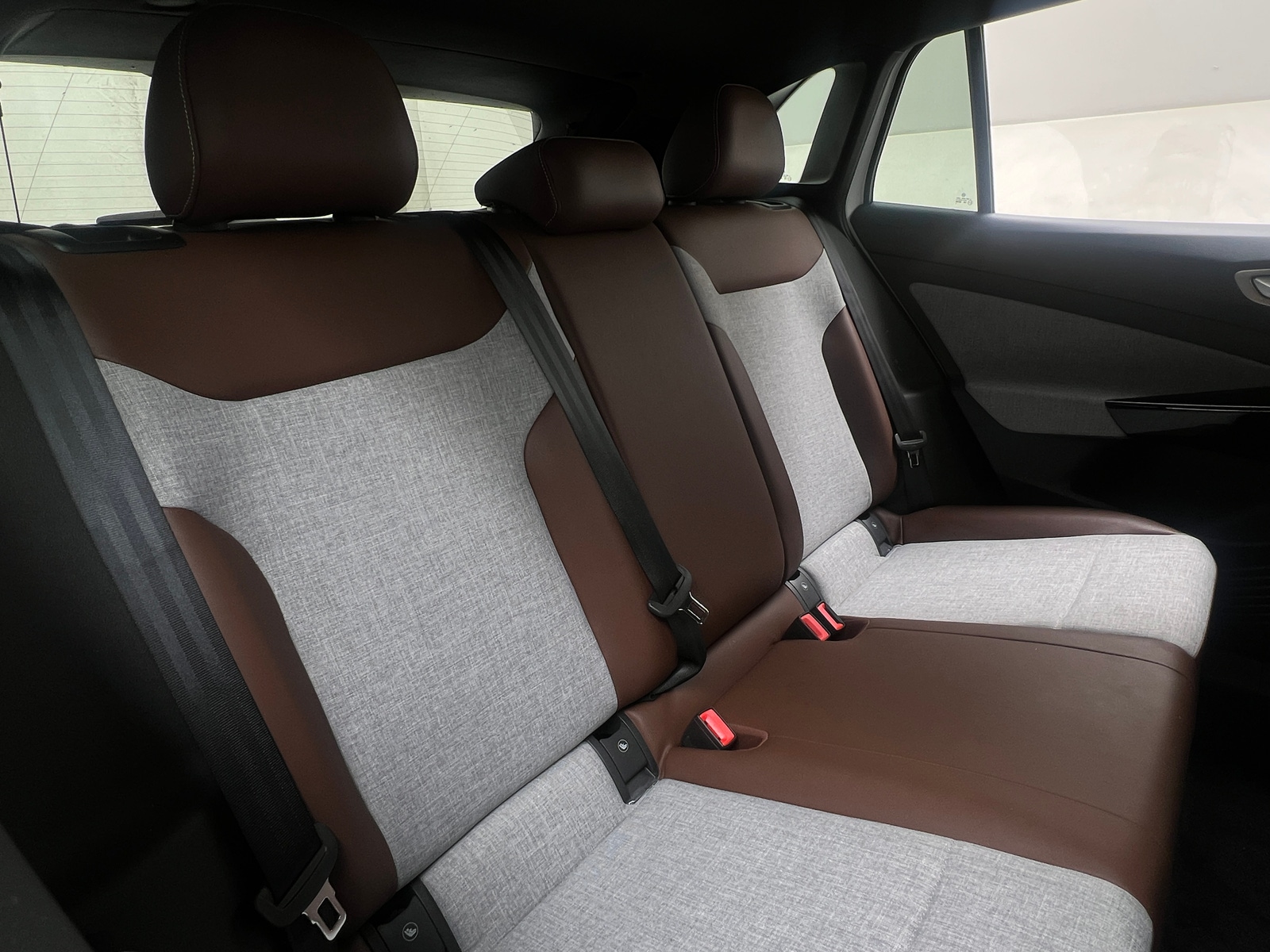 Thumbnail: 2023 Volkswagen ID.4 - 5