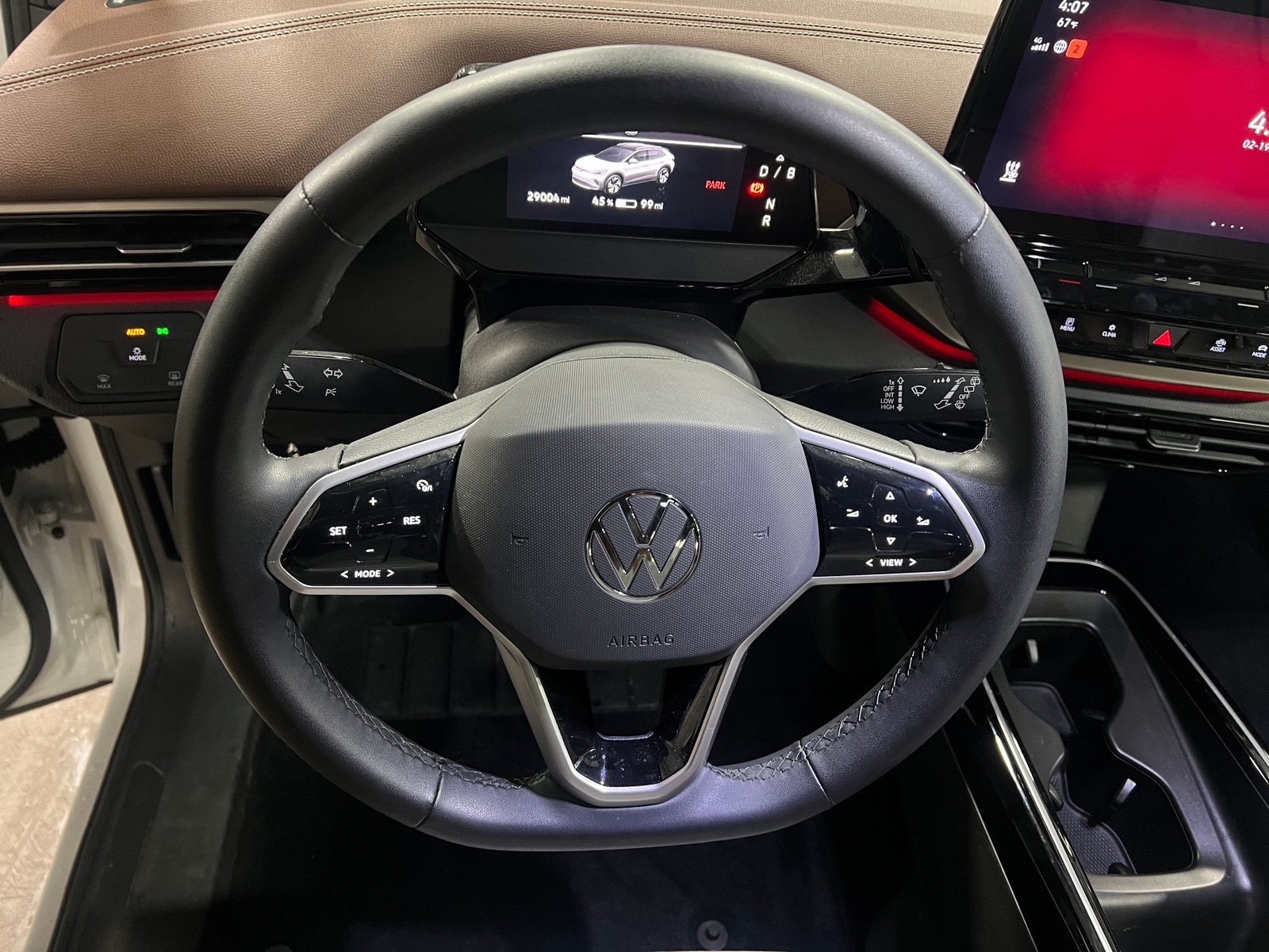 Thumbnail: 2023 Volkswagen ID.4 - 4