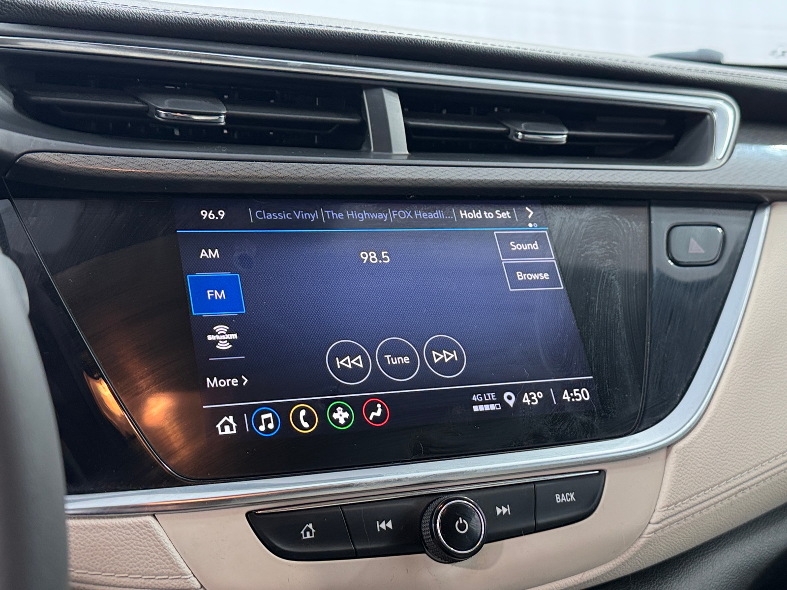 Thumbnail: 2021 Buick Encore GX - 3