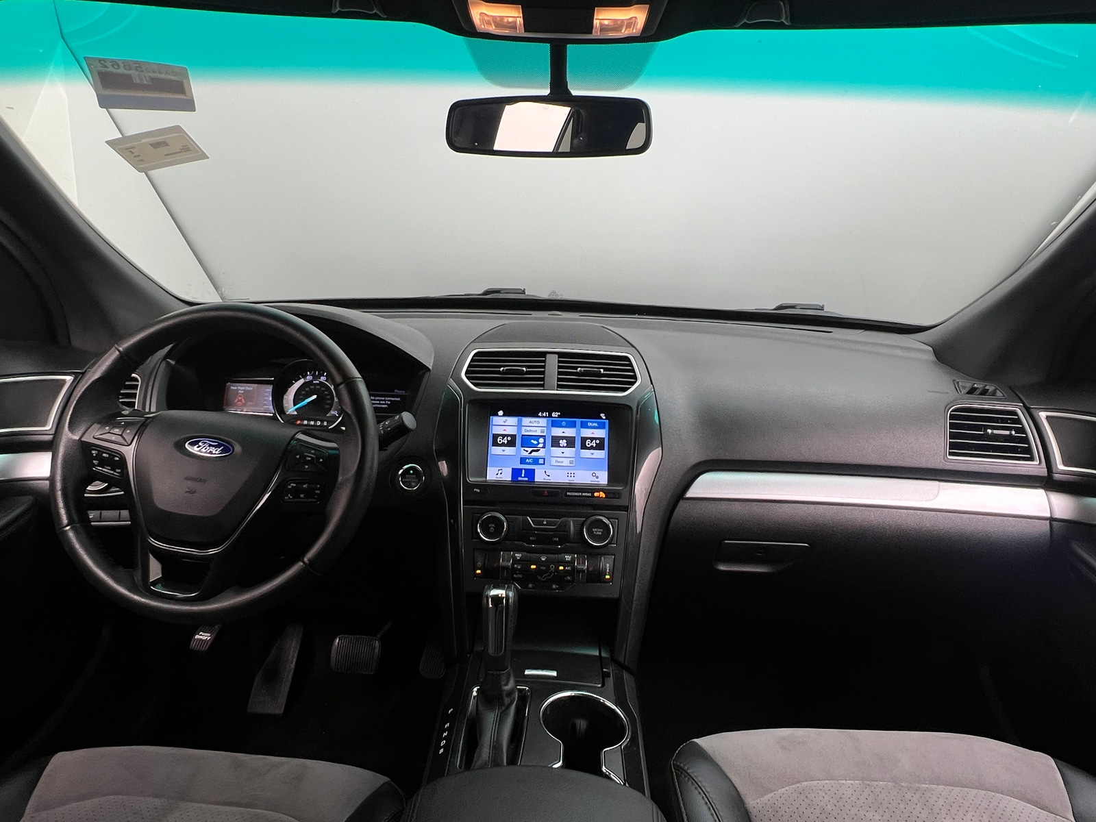 Thumbnail: 2017 Ford Explorer - 3