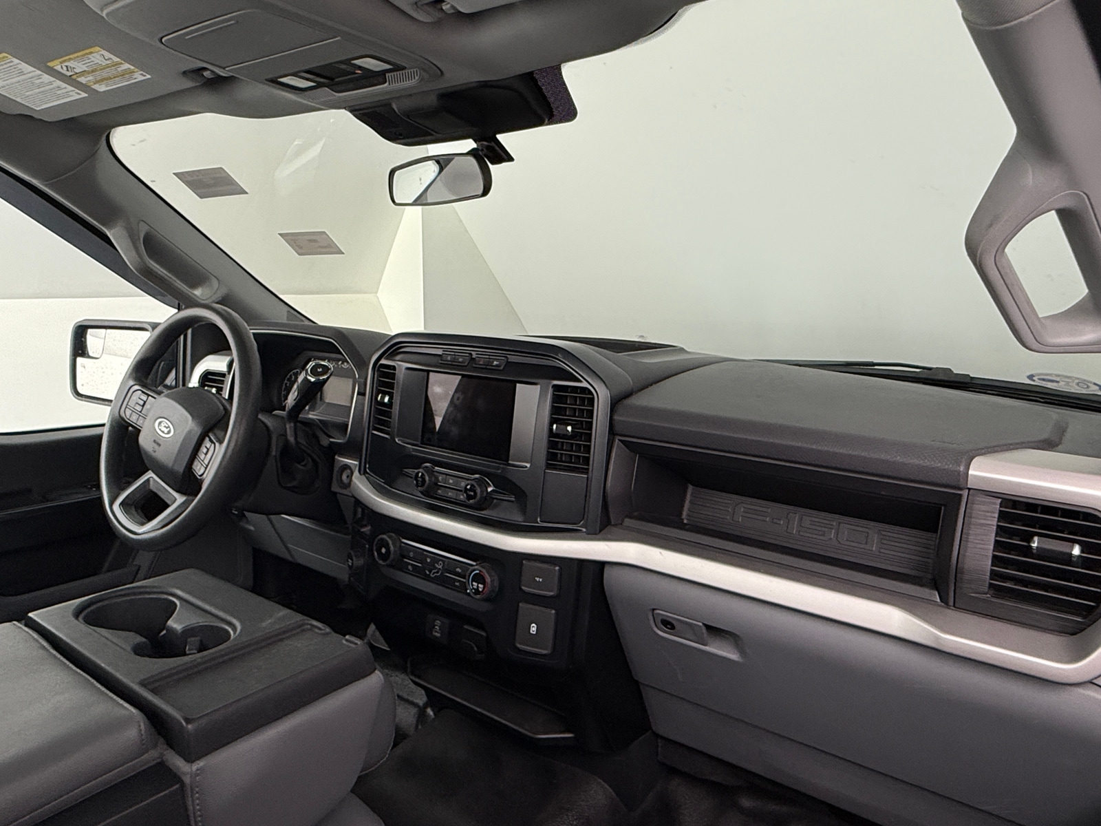 Thumbnail: 2022 Ford Econoline - 3