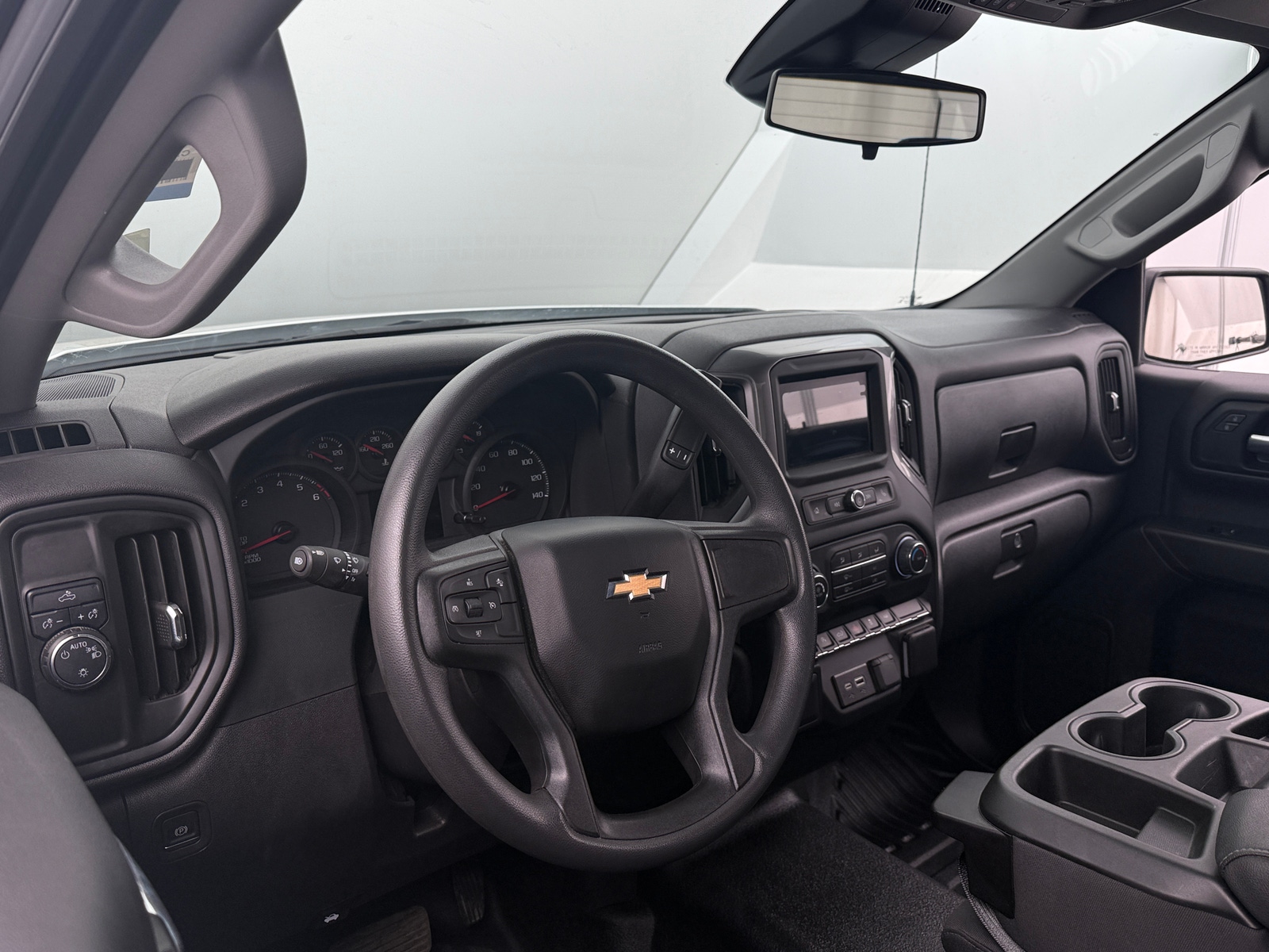 Thumbnail: 2024 Chevrolet Silverado 1500 - 3