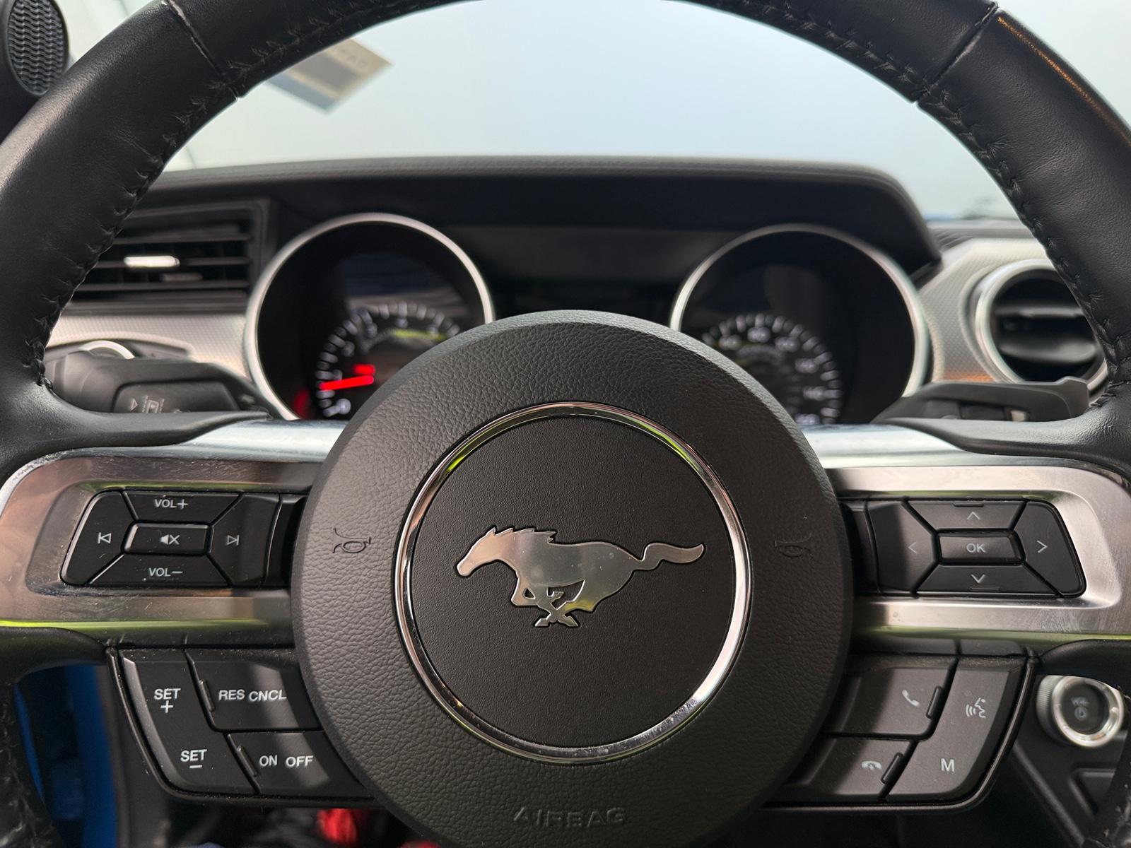 Thumbnail: 2022 Ford Mustang - 4