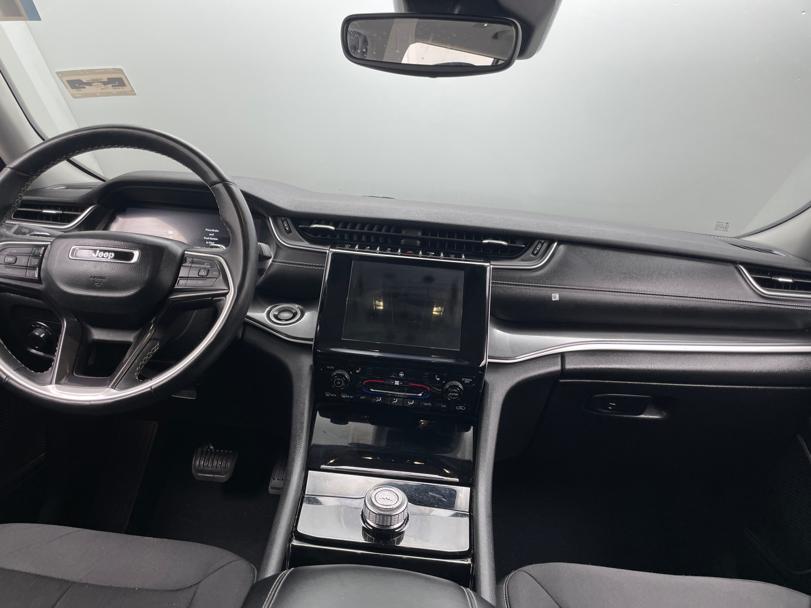 Thumbnail: 2022 Jeep Grand Cherokee L - 3