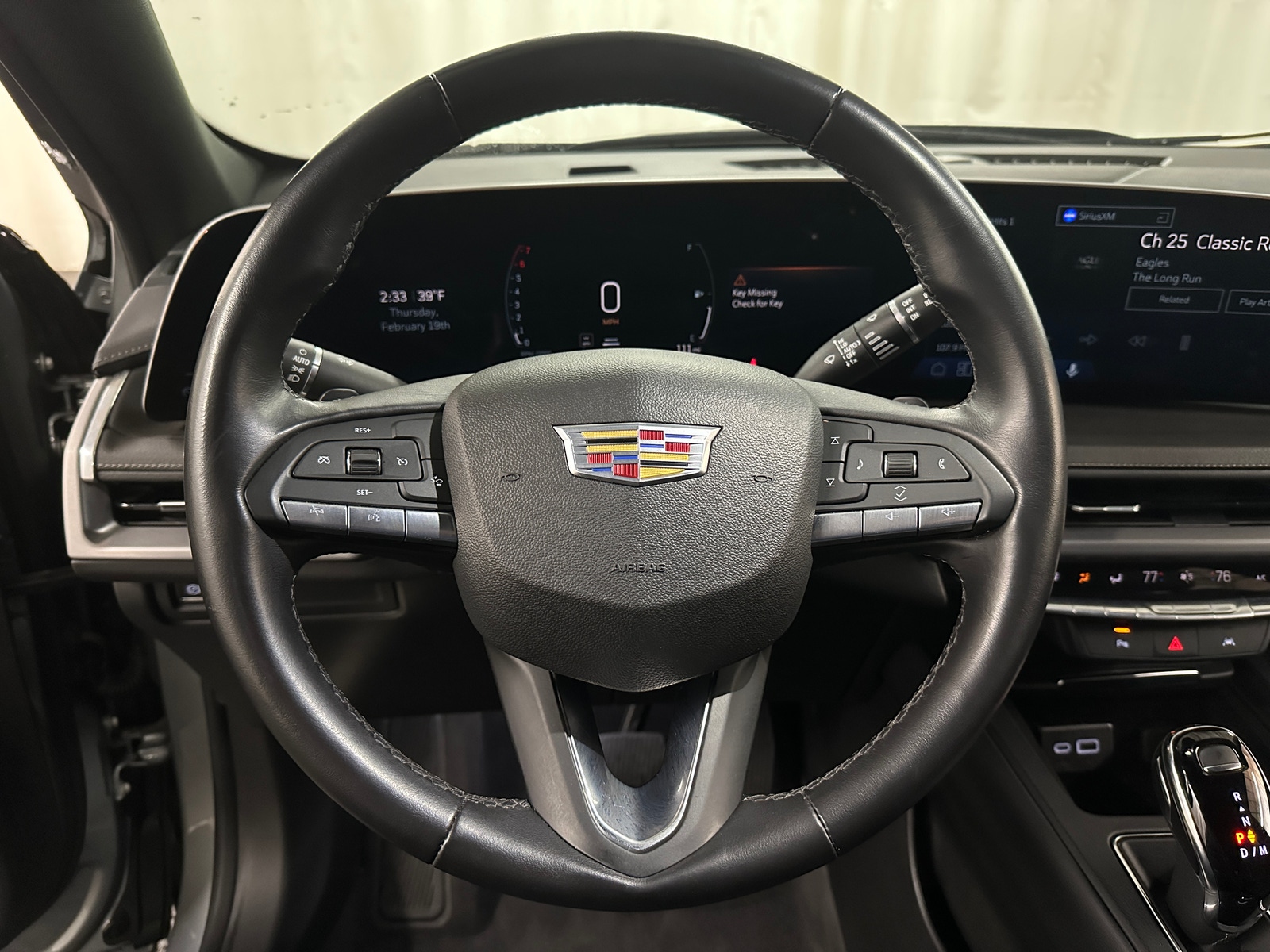 Thumbnail: 2025 Cadillac XT4 - 4