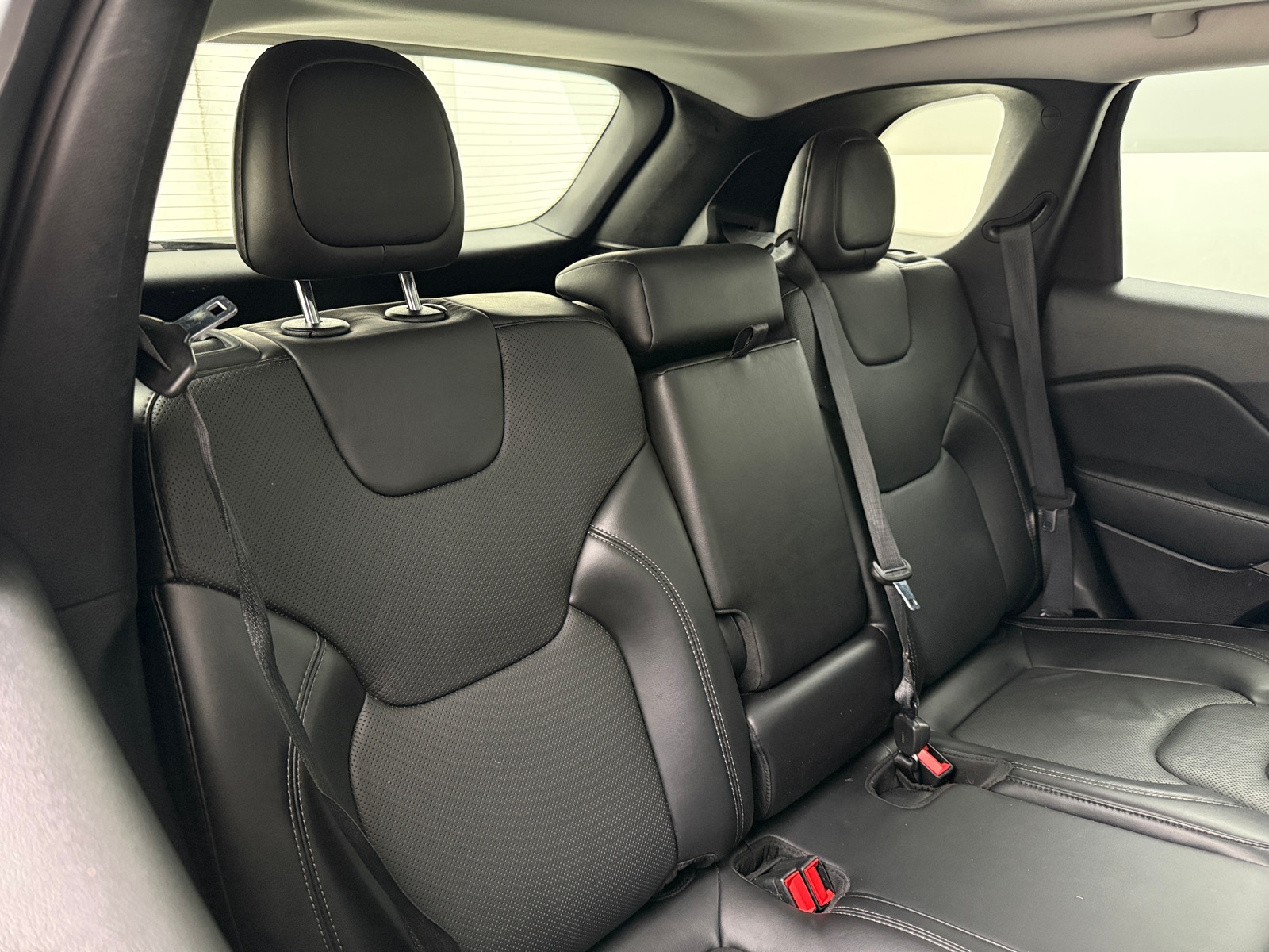 Thumbnail: 2021 Jeep Cherokee - 5