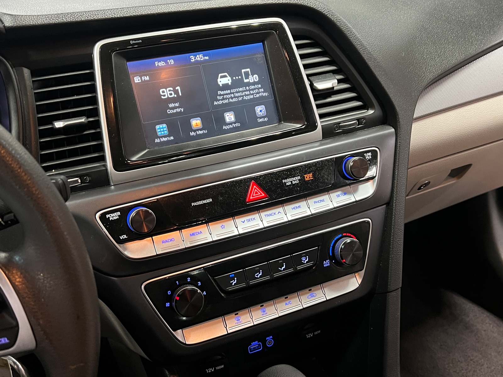 Thumbnail: 2019 Hyundai Sonata - 4