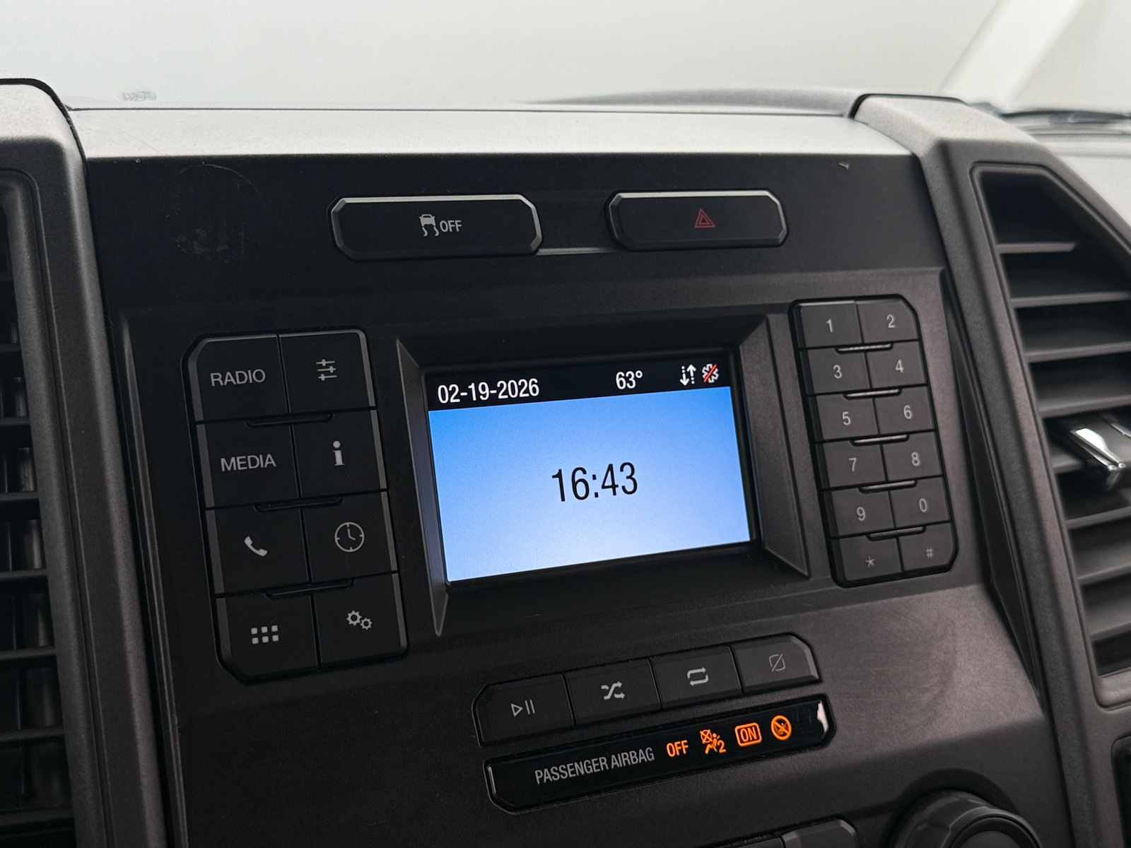 Thumbnail: 2021 Ford Econoline - 4